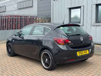 Used Vauxhall Astra 2011 for sale - 74921538: Photo