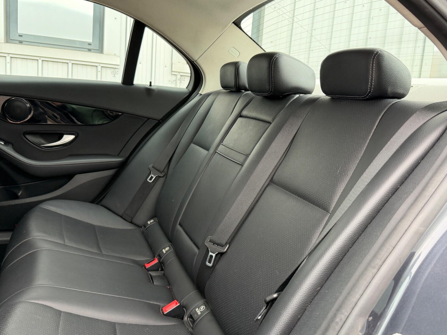 Used Mercedes-Benz C Class 2015 for sale - 77908611: Photo 19