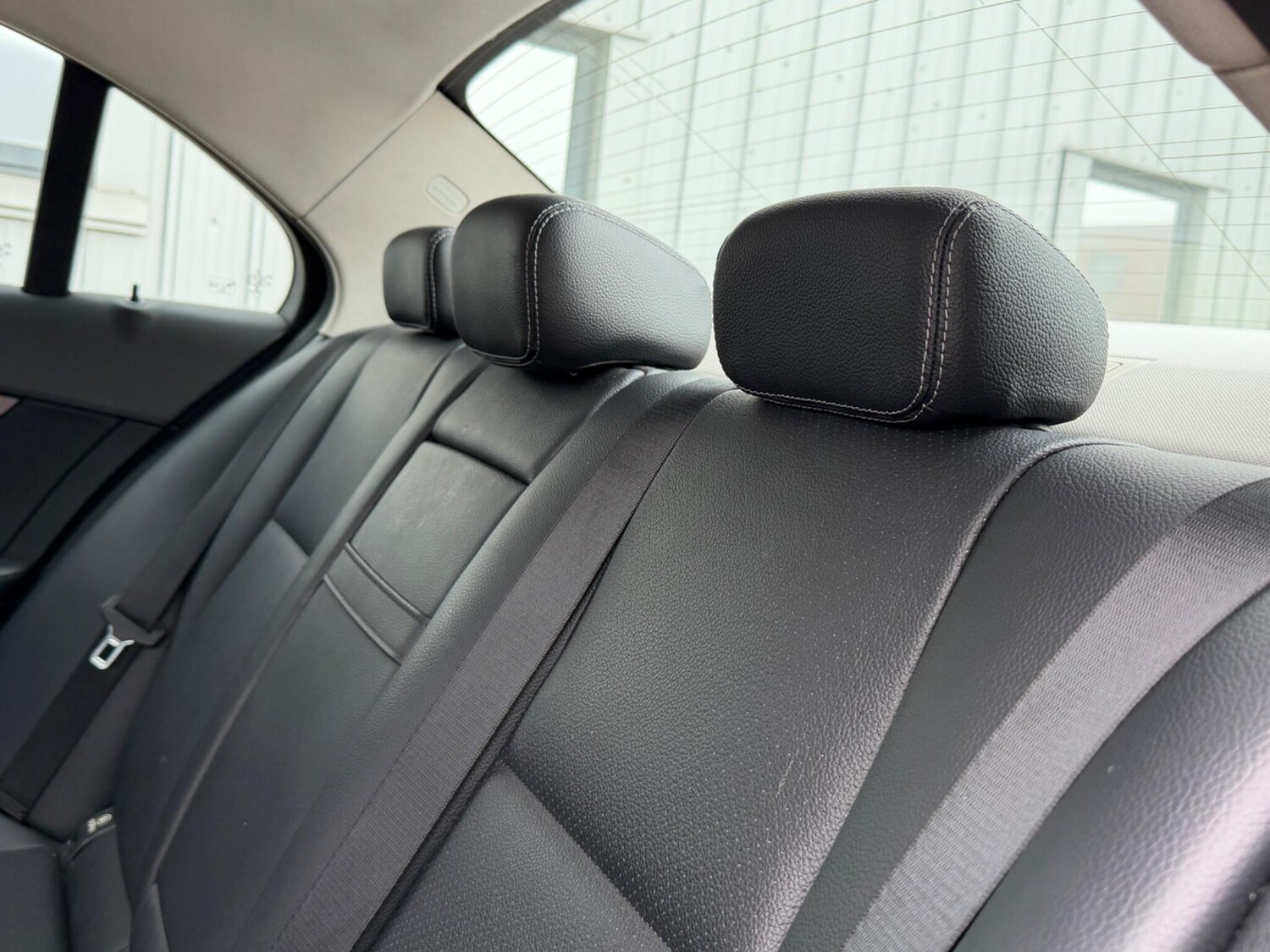 Used Mercedes-Benz C Class 2015 for sale - 77908611: Photo 21