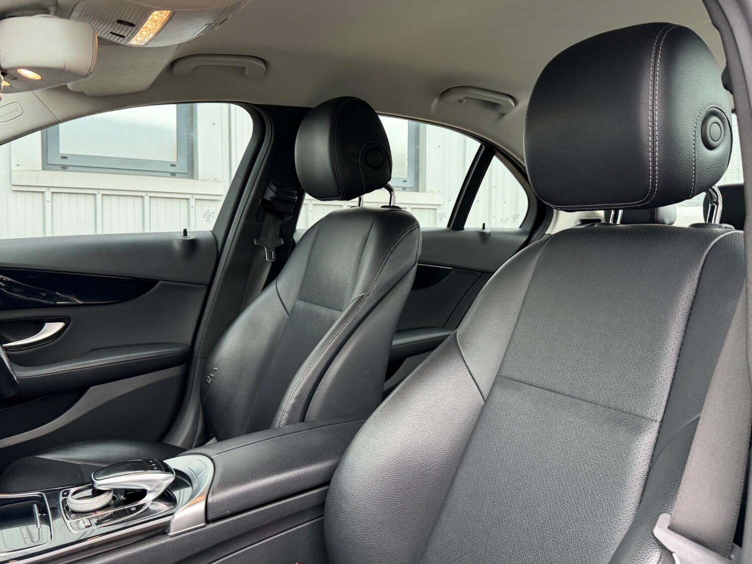 Used Mercedes-Benz C Class 2015 for sale - 77908611: Photo 54