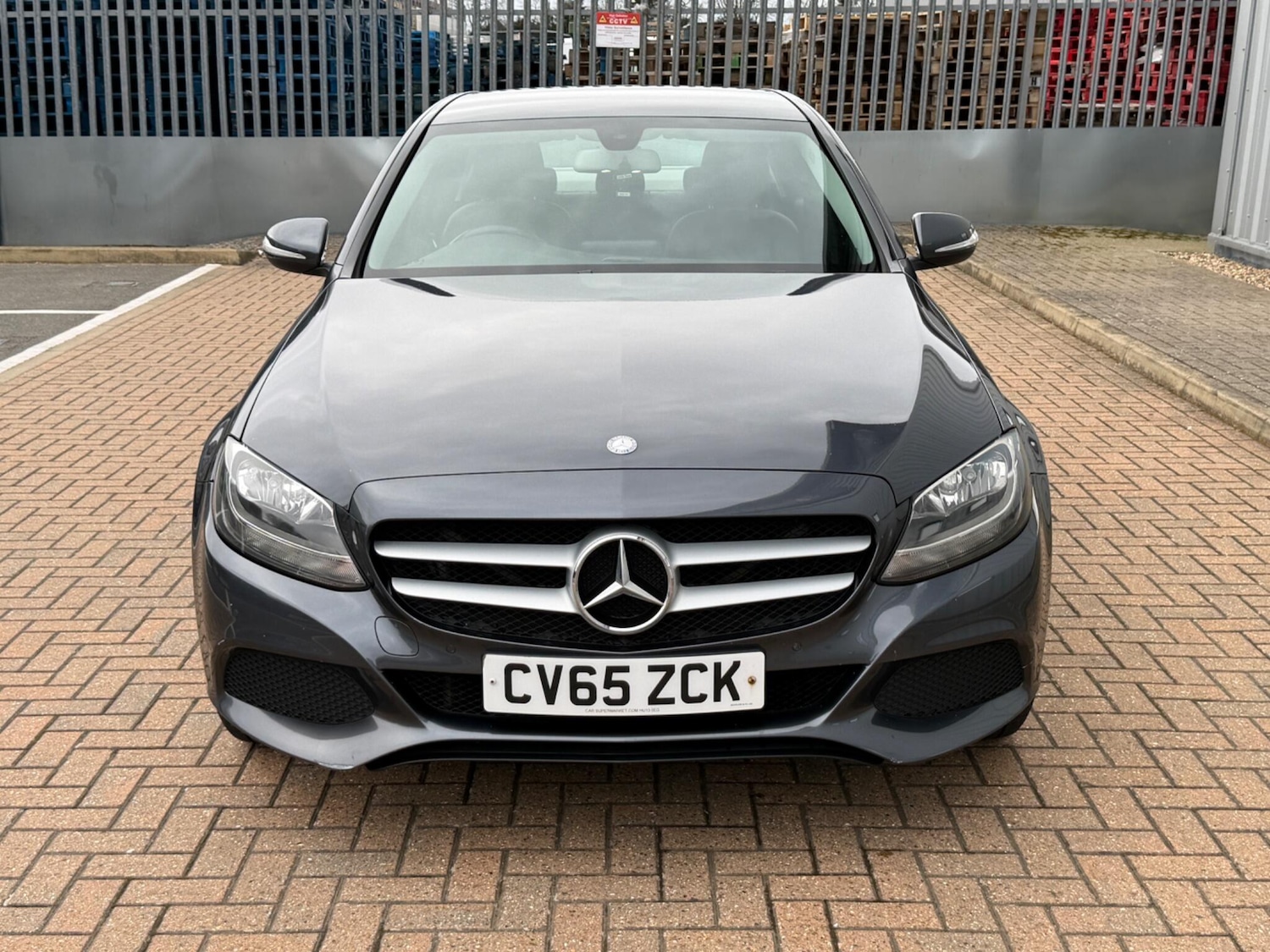 Used Mercedes-Benz C Class 2015 for sale - 77908611: Photo 8