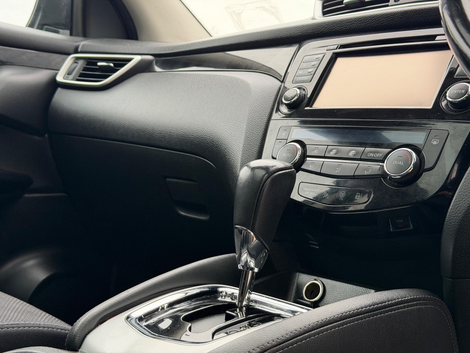 Used Nissan Qashqai 2016 for sale - 78101260: Photo 10