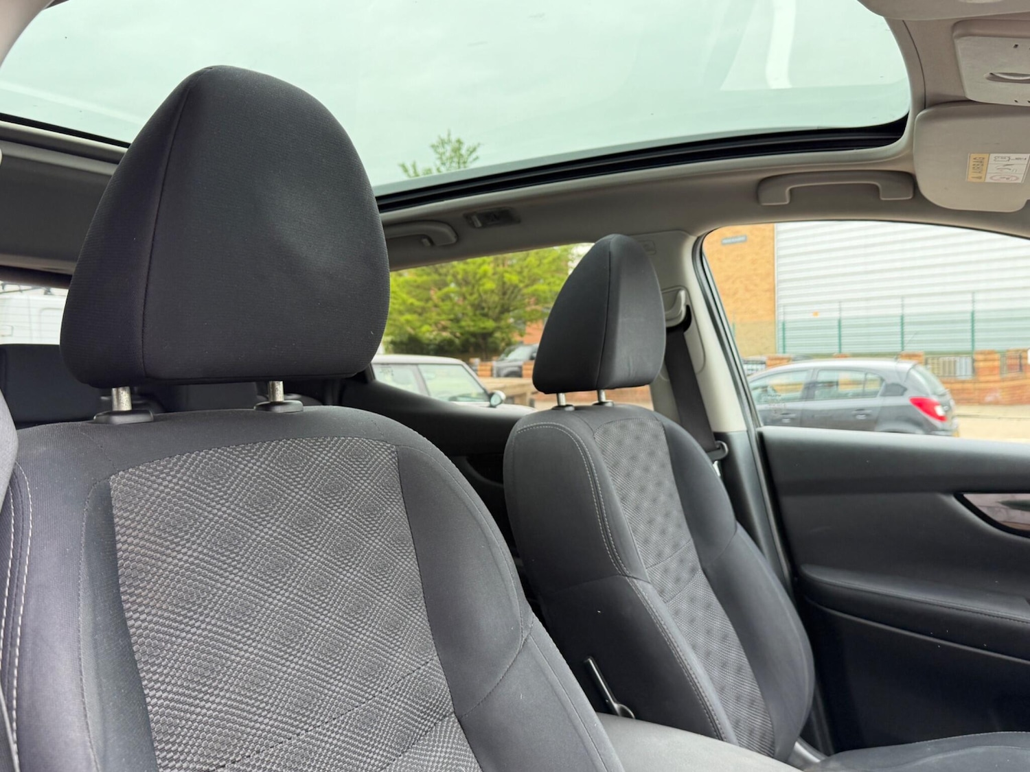 Used Nissan Qashqai 2016 for sale - 78101260: Photo 15