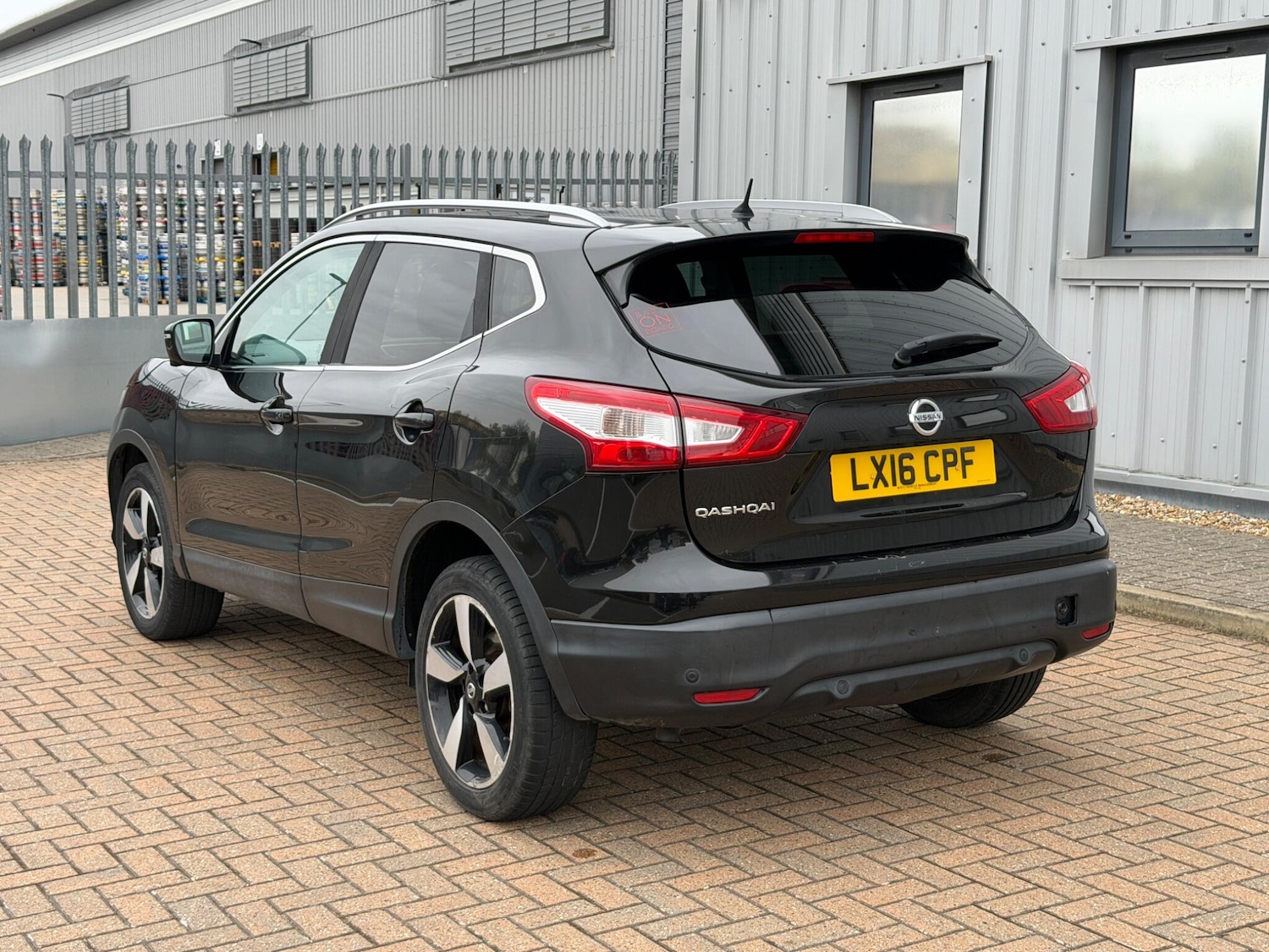 Used Nissan Qashqai 2016 for sale - 78101260: Photo 4