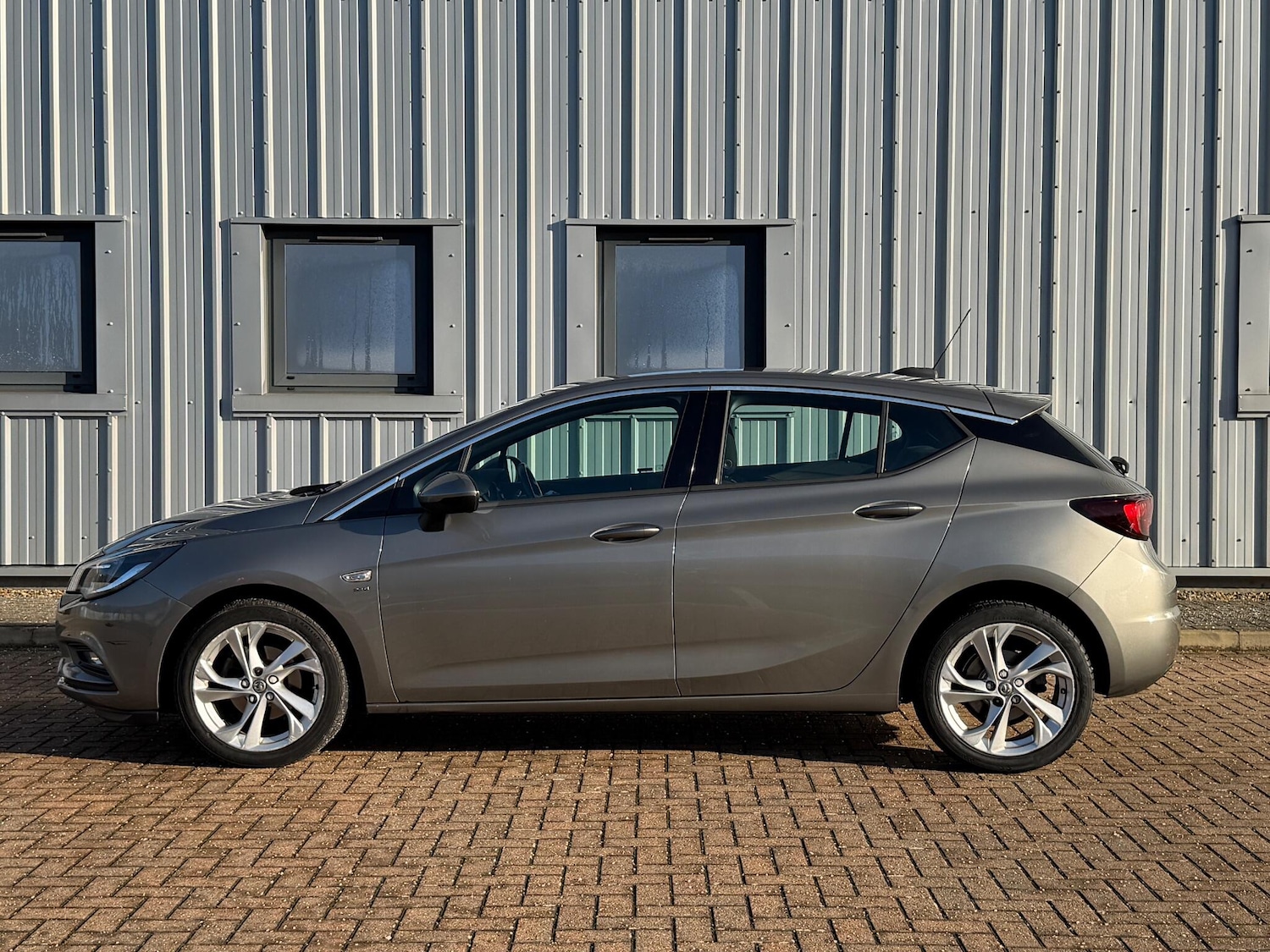 Used Vauxhall Astra 2017 for sale - 77015416: Photo 10