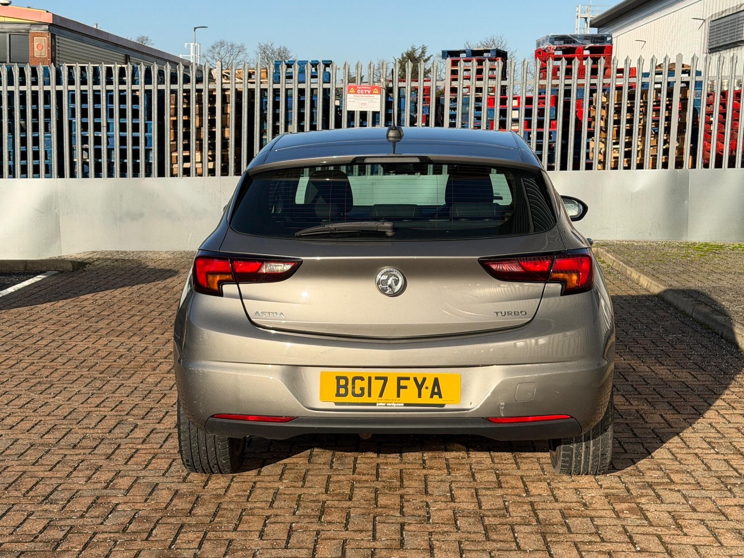 Used Vauxhall Astra 2017 for sale - 77015416: Photo 11