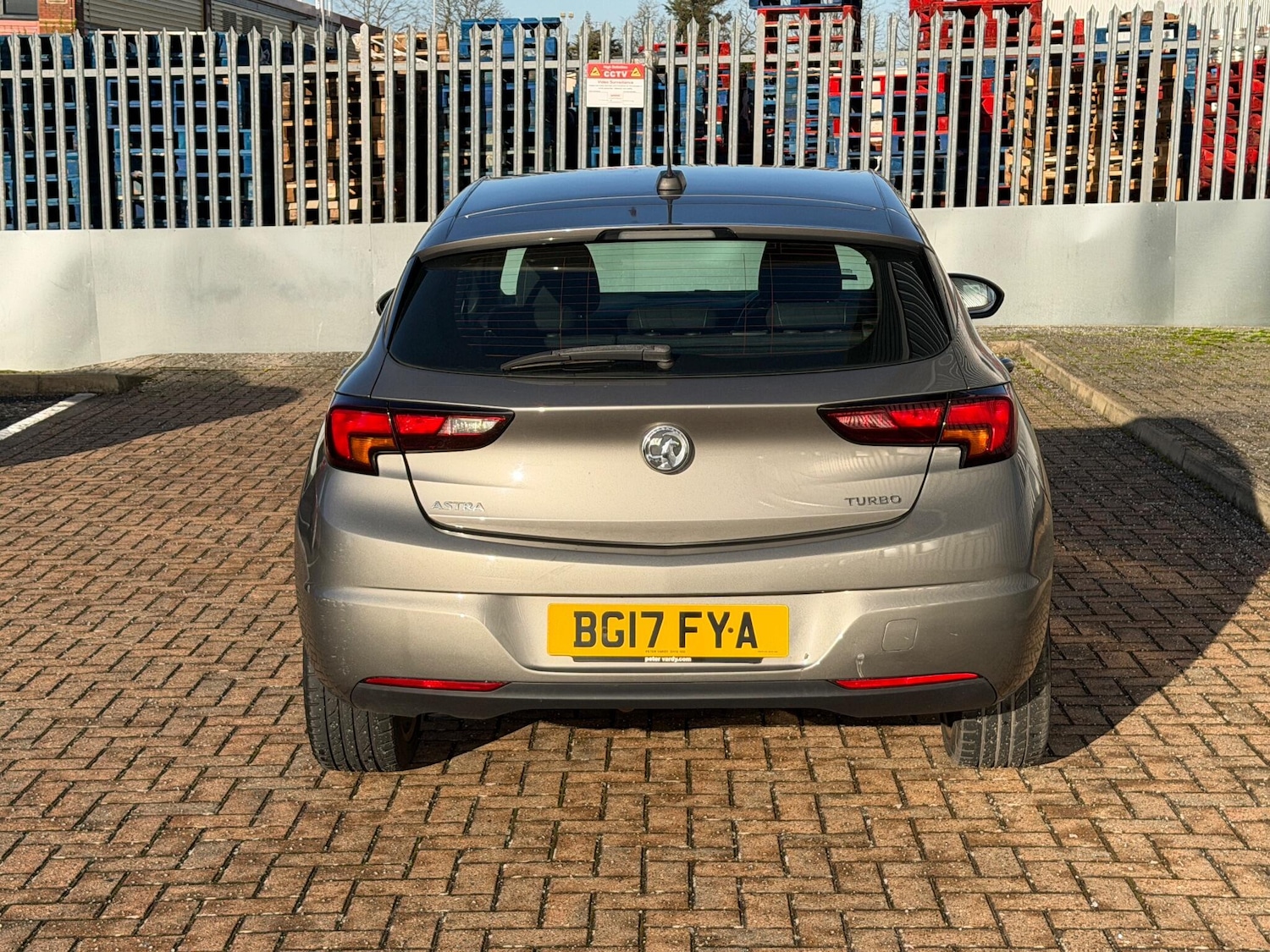Used Vauxhall Astra 2017 for sale - 77015416: Photo 14