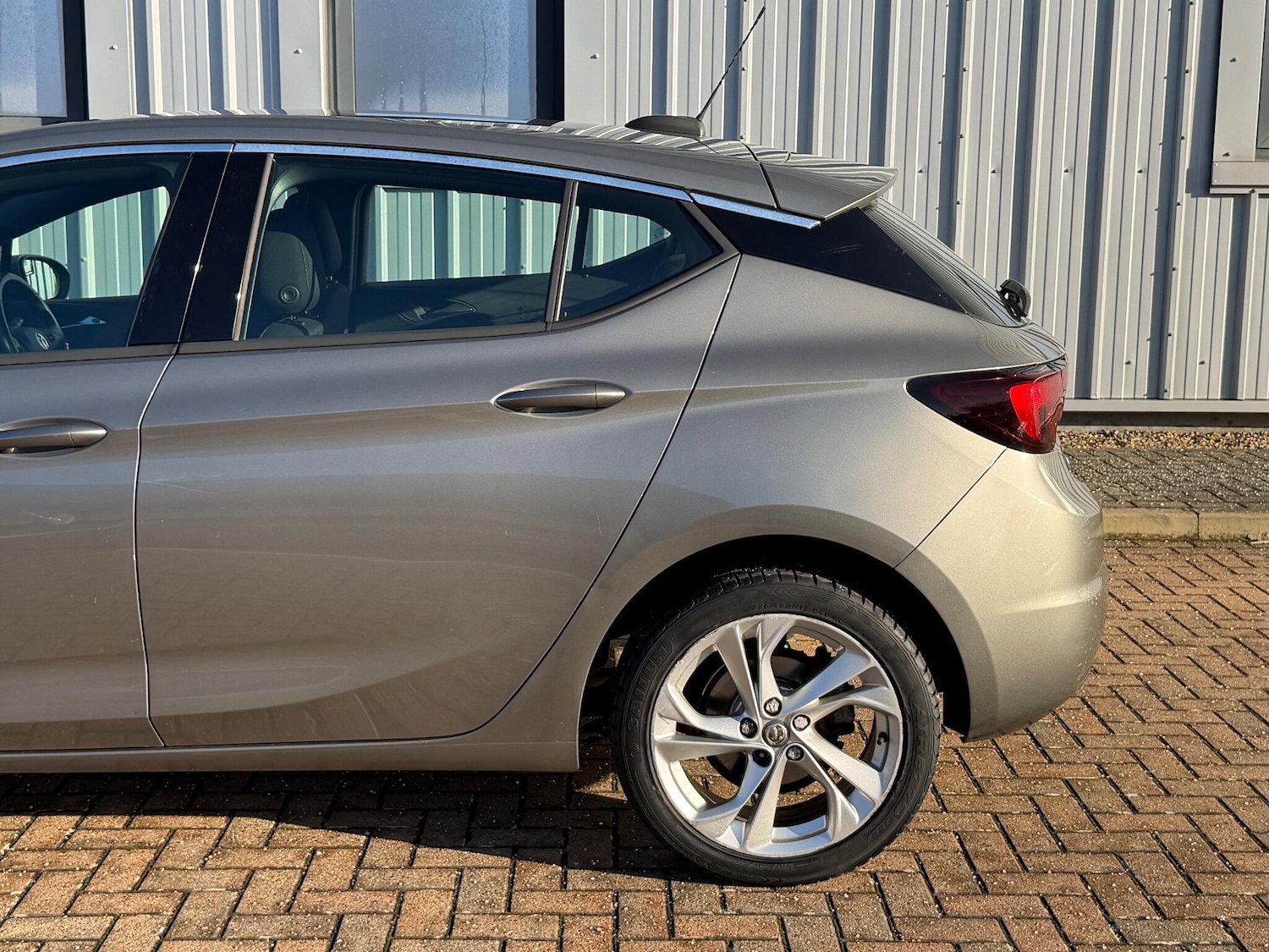 Used Vauxhall Astra 2017 for sale - 77015416: Photo 38