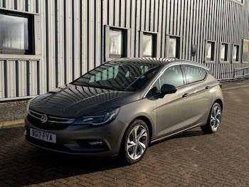 Used Vauxhall Astra 2017 for sale - 77015416: Photo