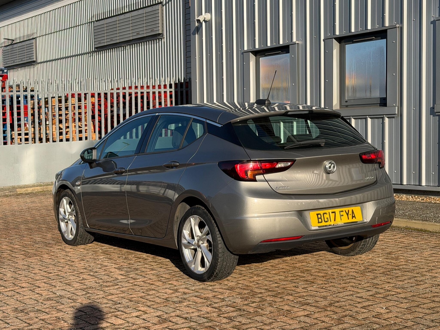 Used Vauxhall Astra 2017 for sale - 77015416: Photo 8