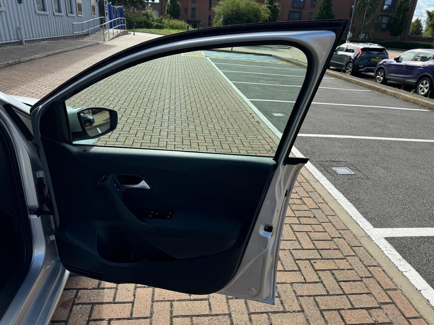 Vehicle 29