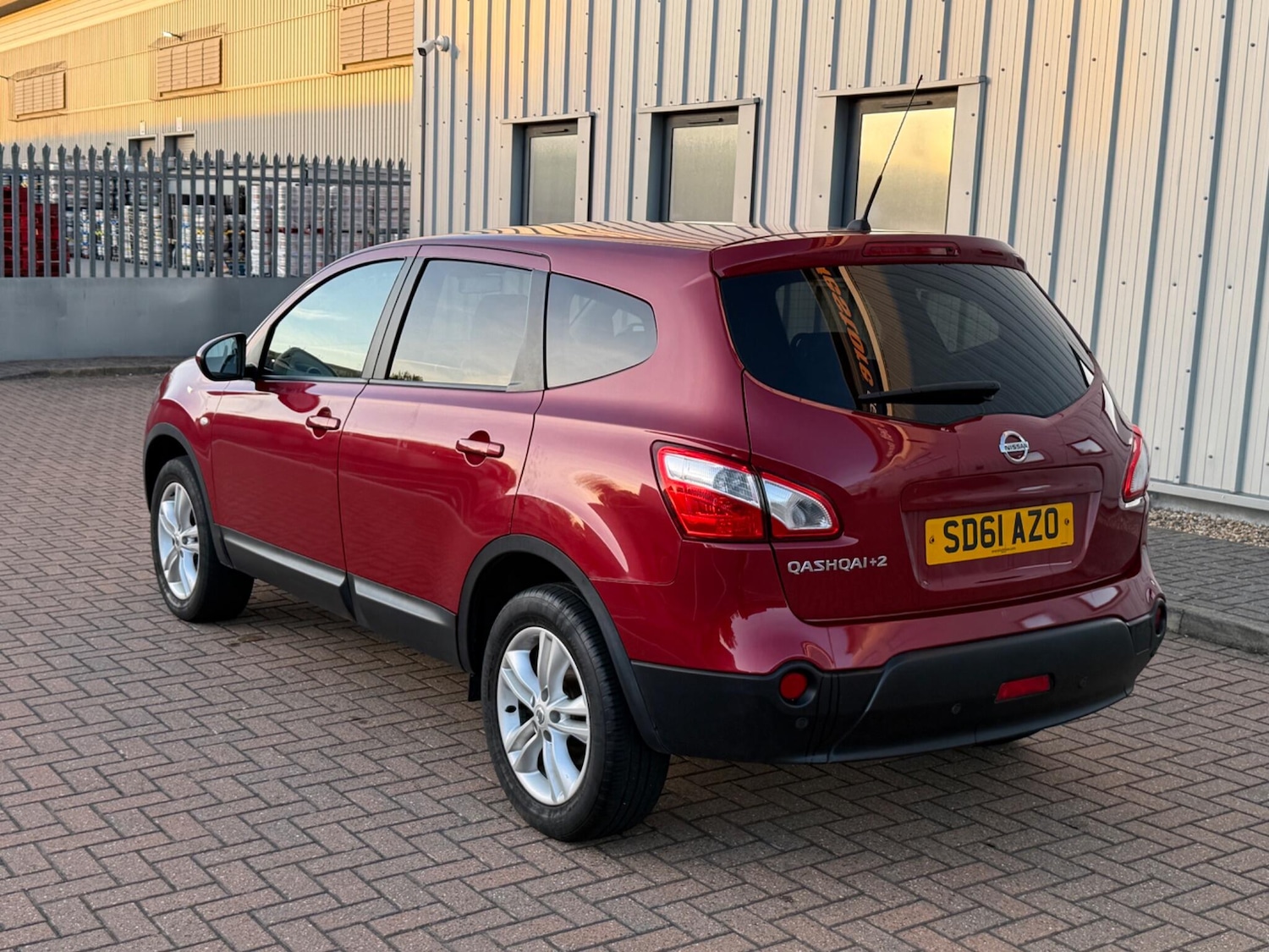 Used Nissan Qashqai+2 for sale - 78141419: Photo 4