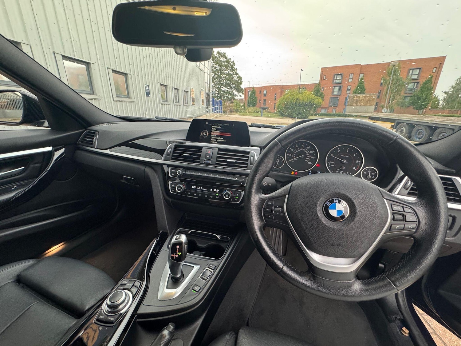 Used BMW 3 Series 2015 for sale - 76012209: Photo 13