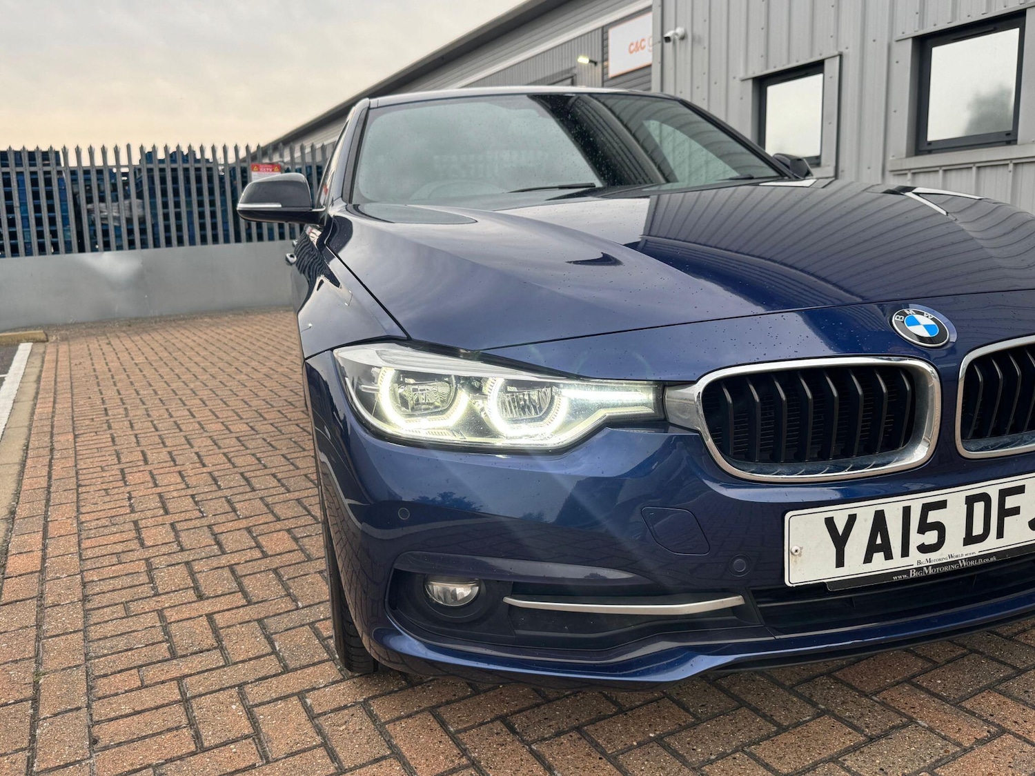 Used BMW 3 Series 2015 for sale - 76012209: Photo 18