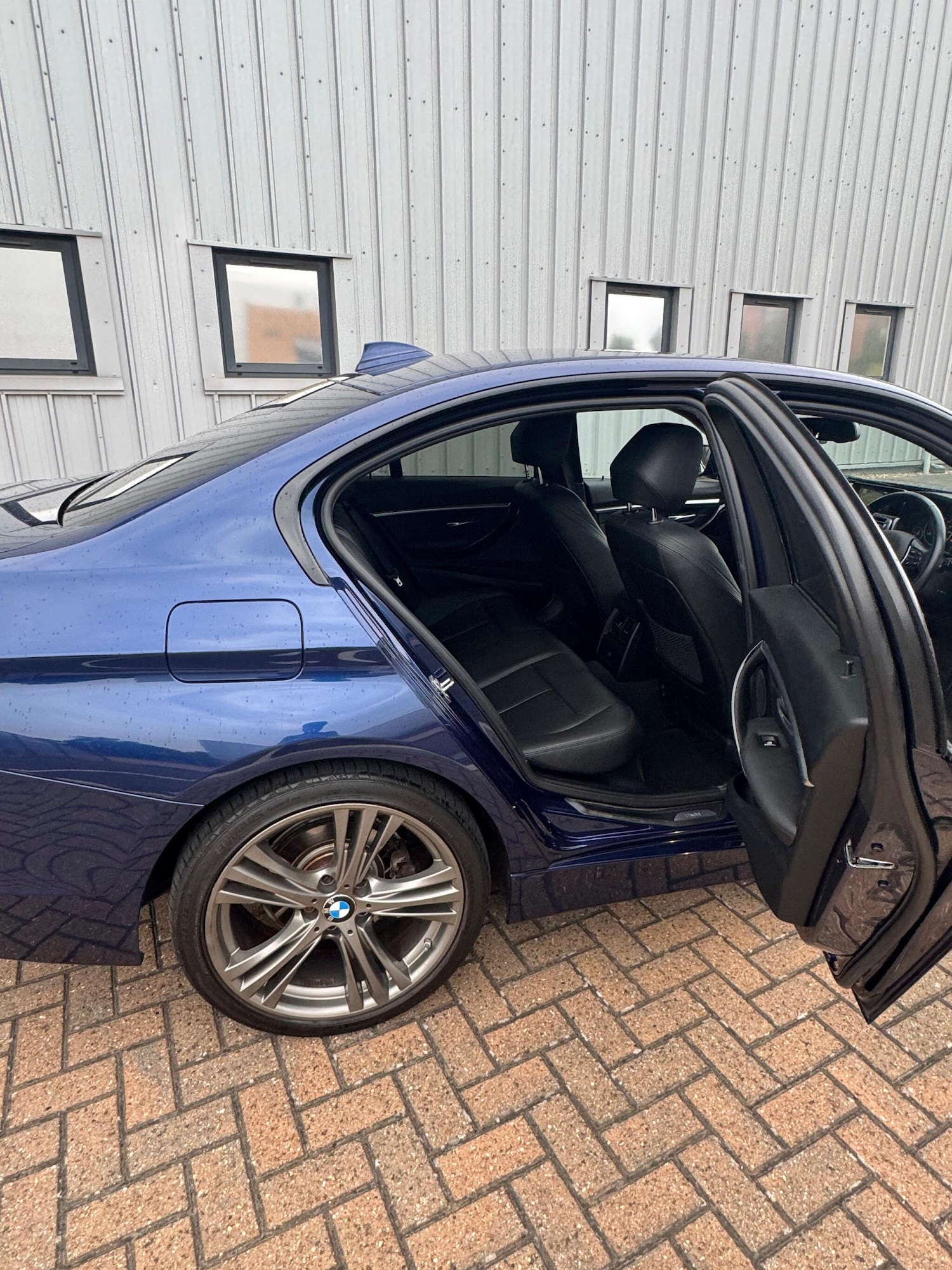 Used BMW 3 Series 2015 for sale - 76012209: Photo 34