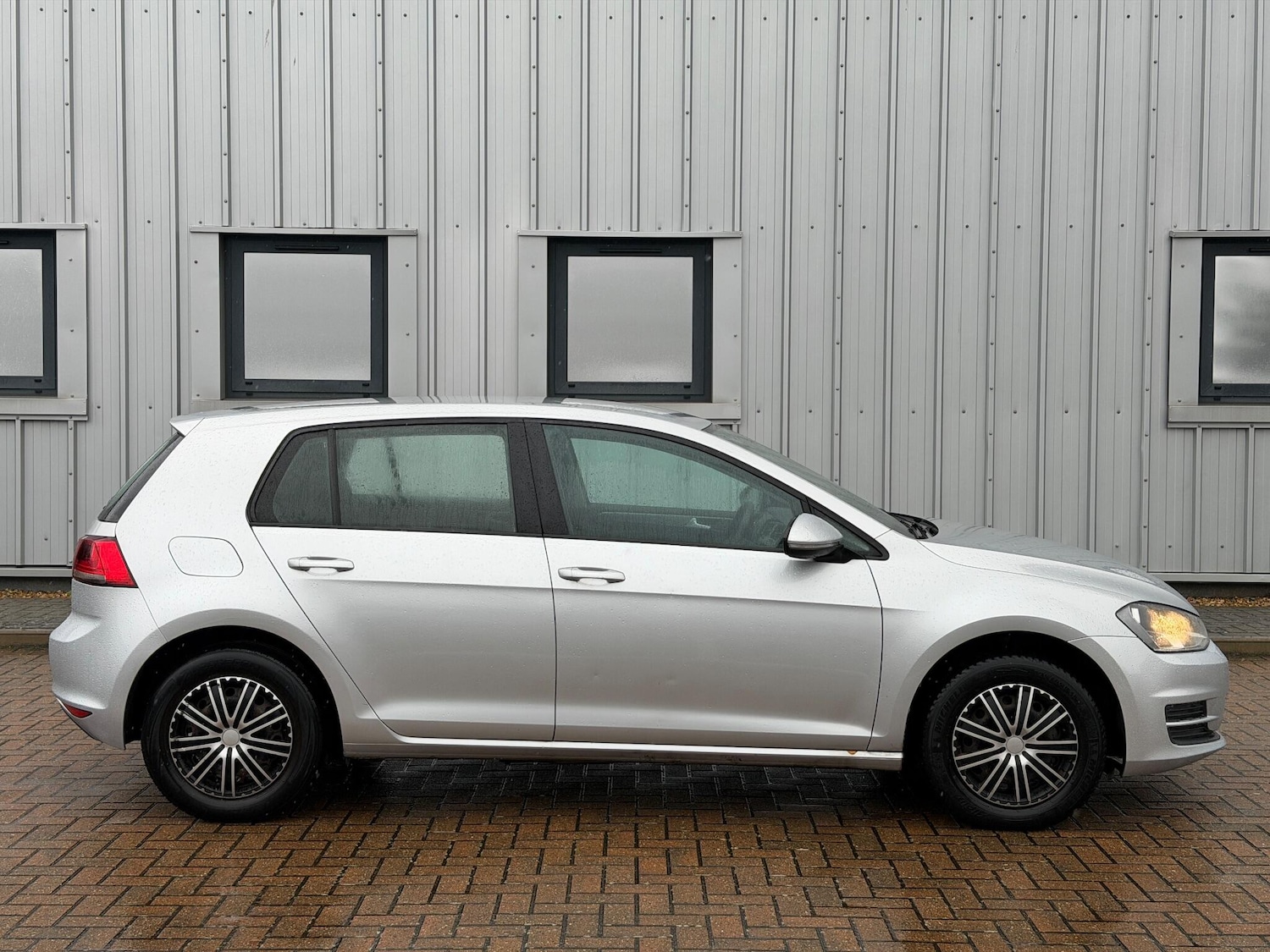 Used Volkswagen Golf 2013 for sale - 76866187: Photo 17