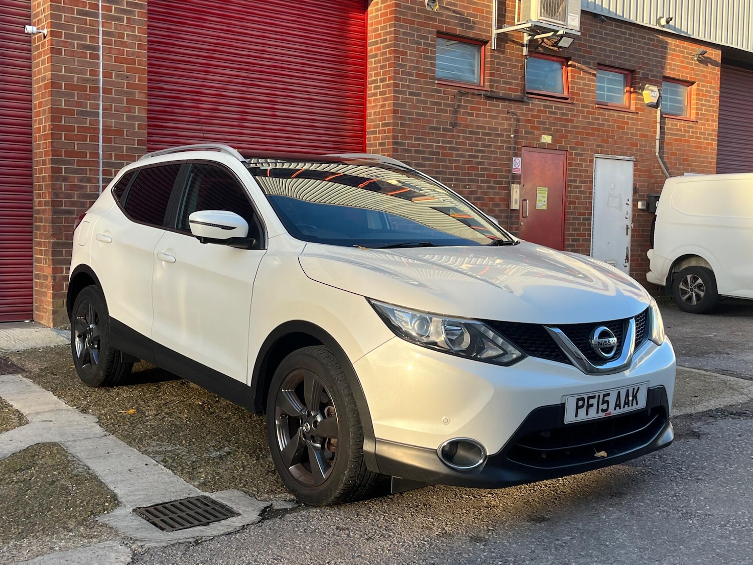 Used Nissan Qashqai 2015 for sale - 76528111: Photo 1