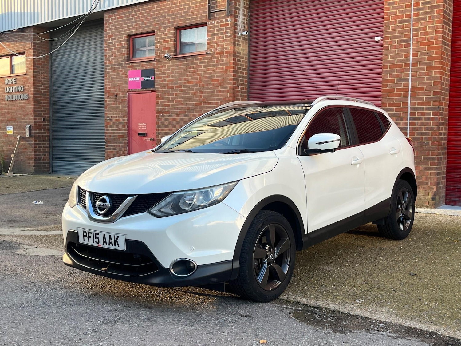 Used Nissan Qashqai 2015 for sale - 76528111: Photo 11