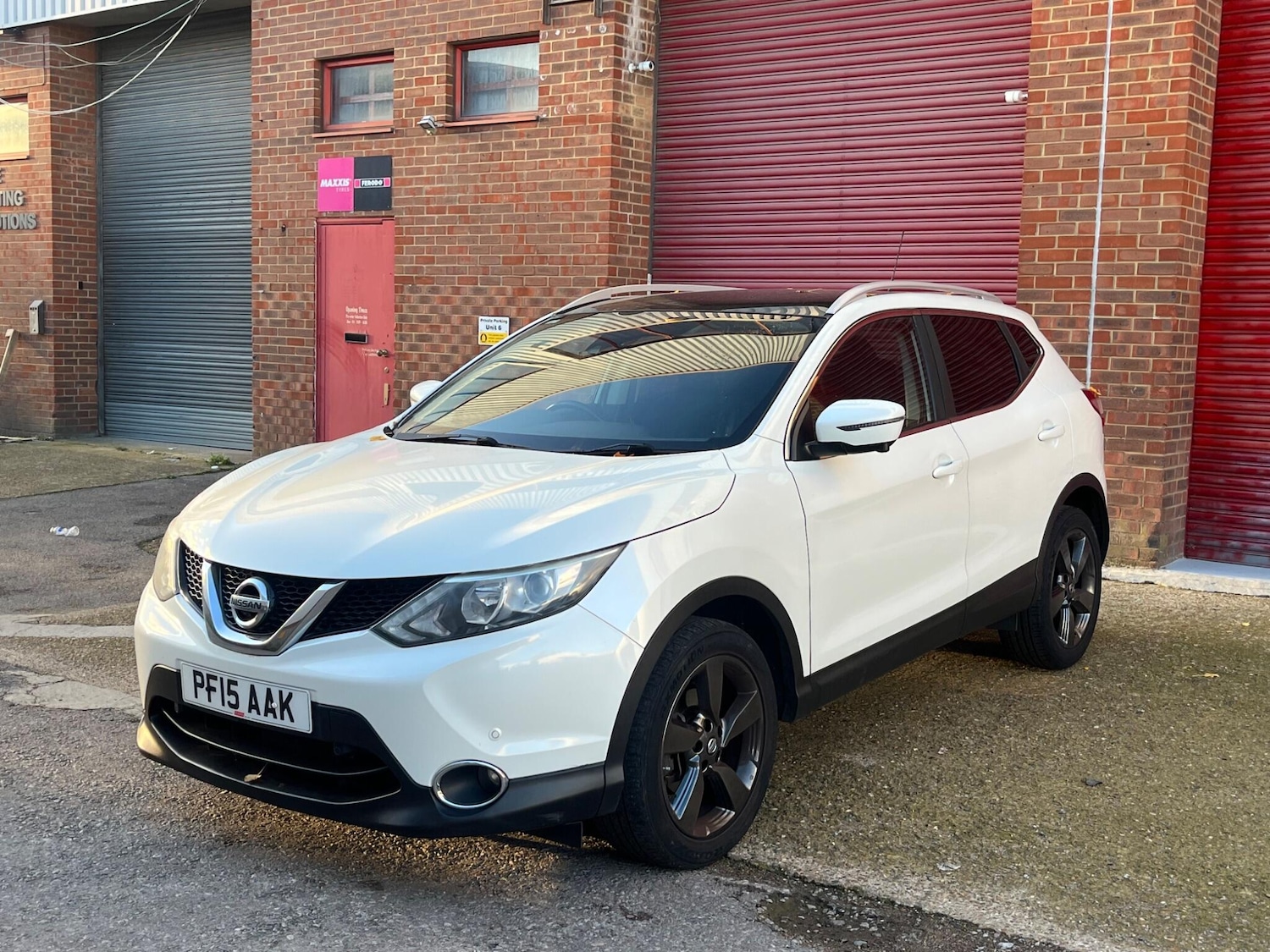 Used Nissan Qashqai 2015 for sale - 76528111: Photo 12