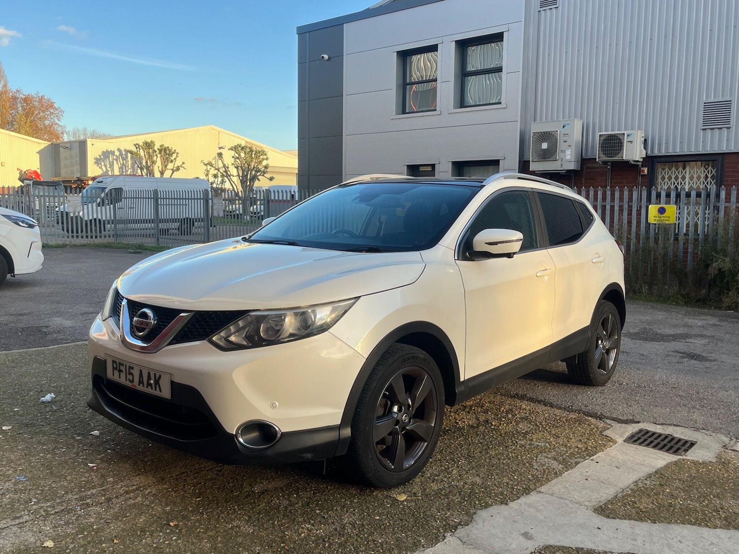 Used Nissan Qashqai 2015 for sale - 76528111: Photo 14