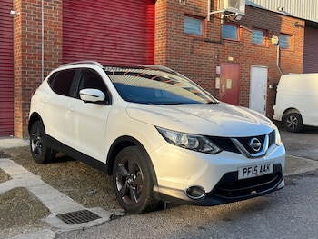 Used Nissan Qashqai 2015 for sale - 76528111: Photo