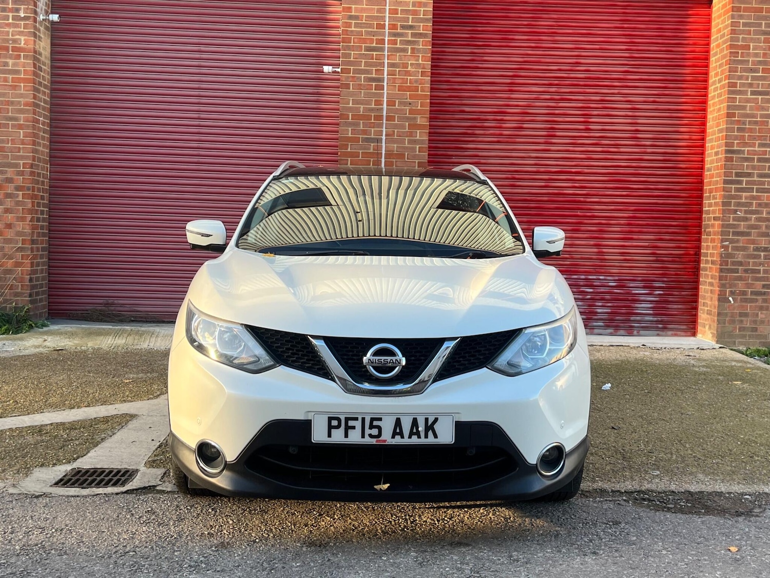 Used Nissan Qashqai 2015 for sale - 76528111: Photo 2