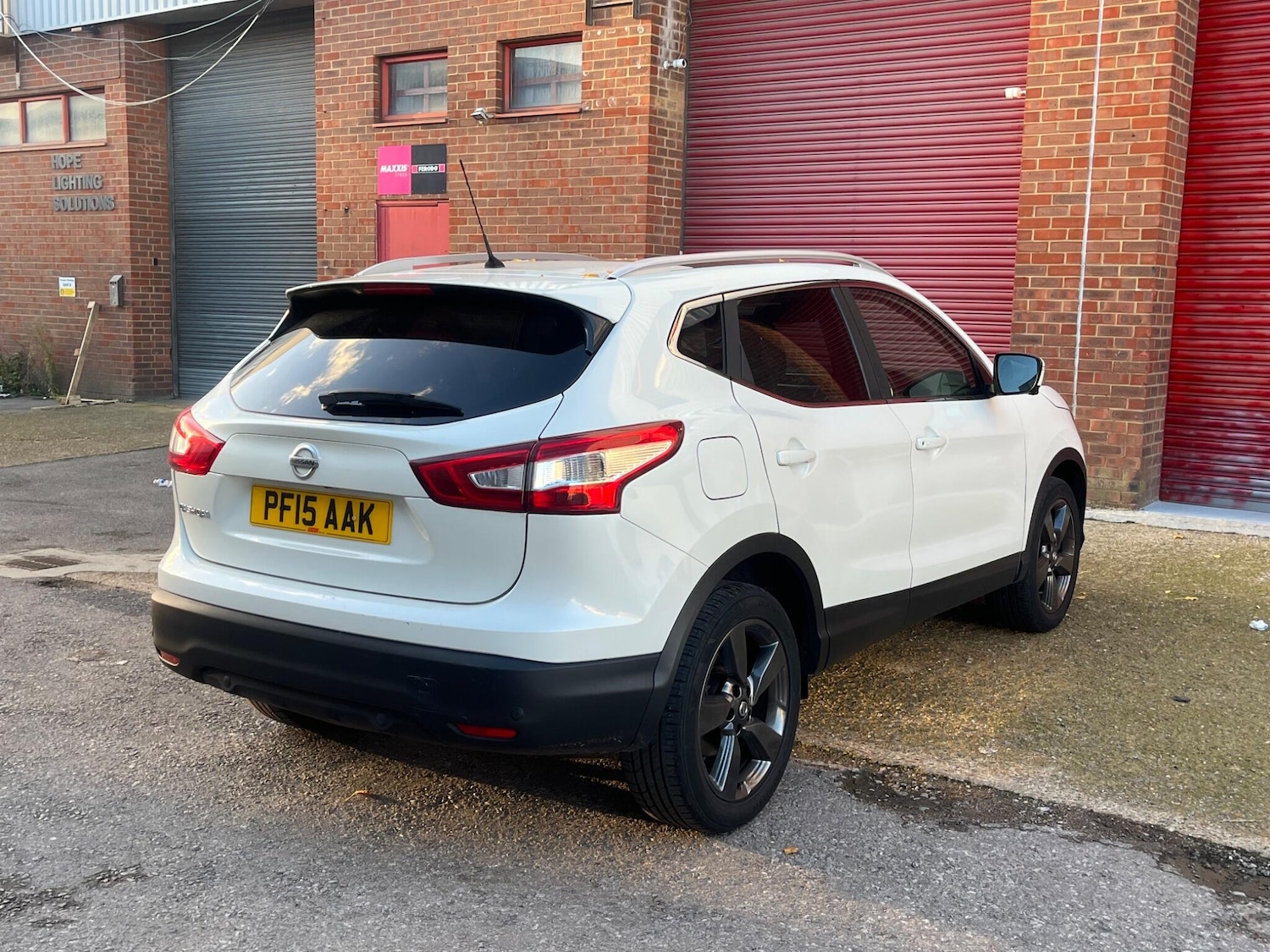 Used Nissan Qashqai 2015 for sale - 76528111: Photo 27