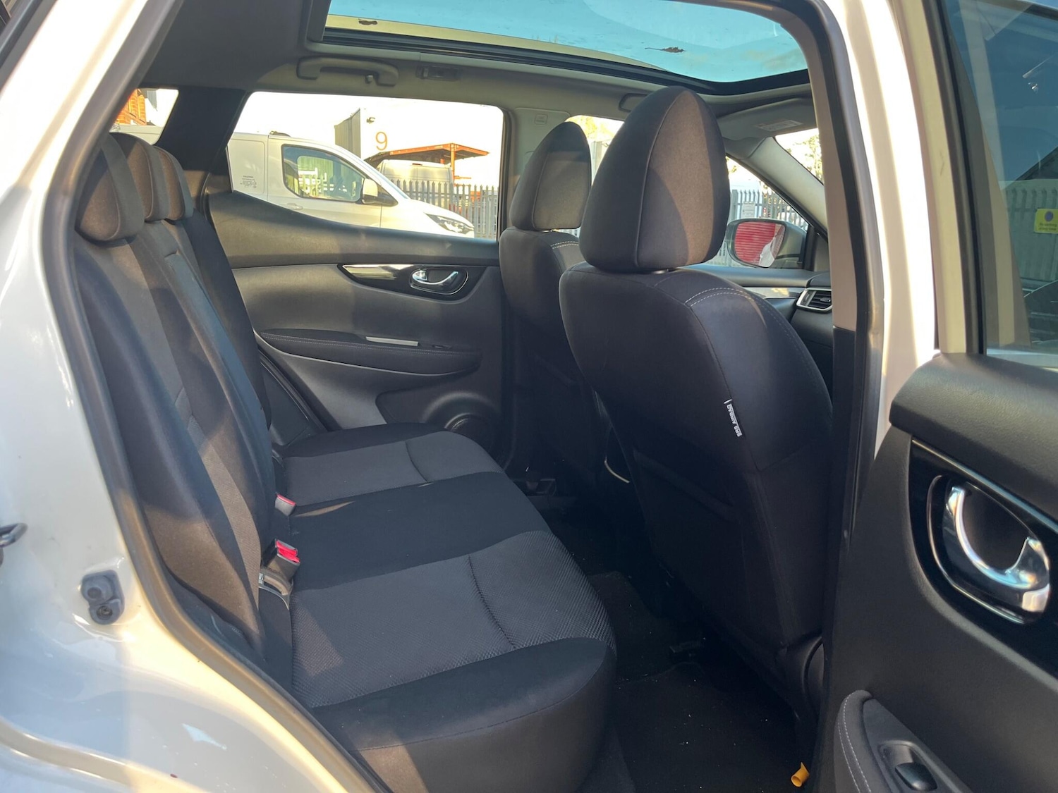 Used Nissan Qashqai 2015 for sale - 76528111: Photo 37