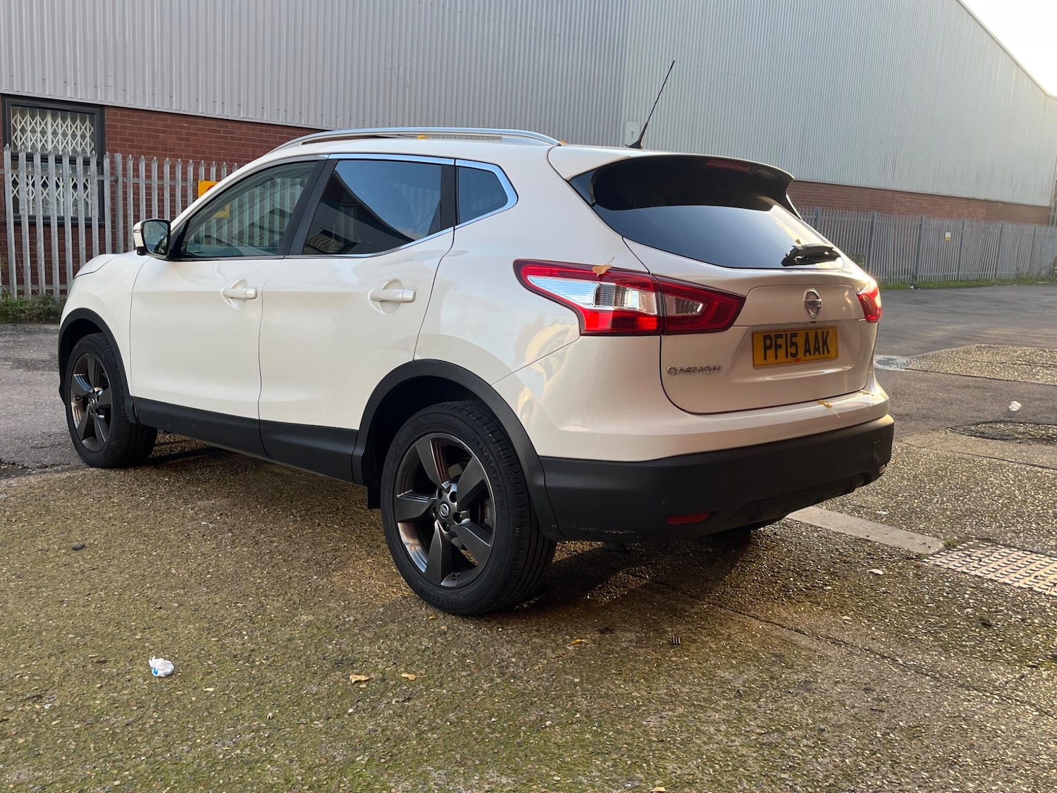 Used Nissan Qashqai 2015 for sale - 76528111: Photo 4