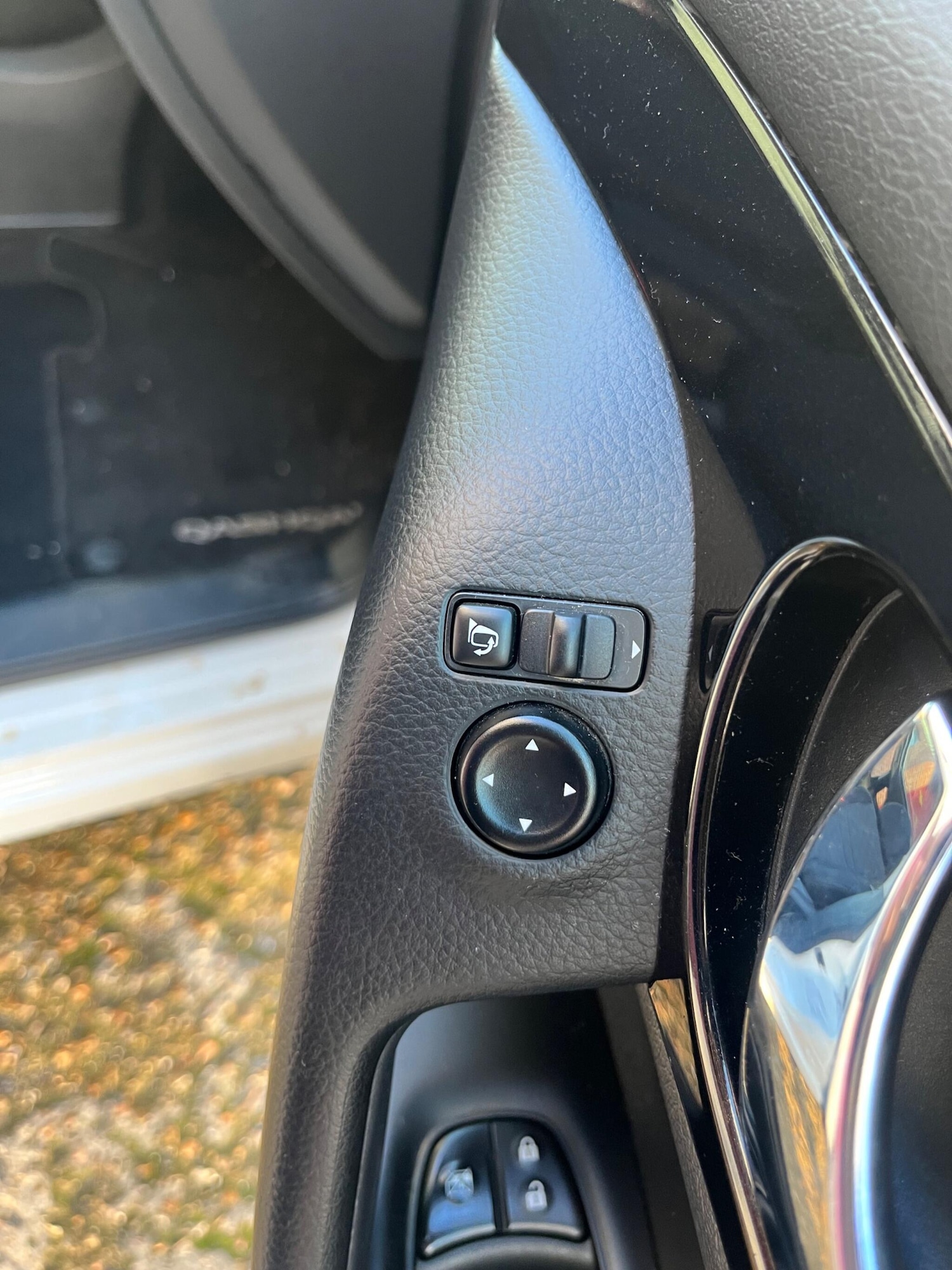 Used Nissan Qashqai 2015 for sale - 76528111: Photo 47