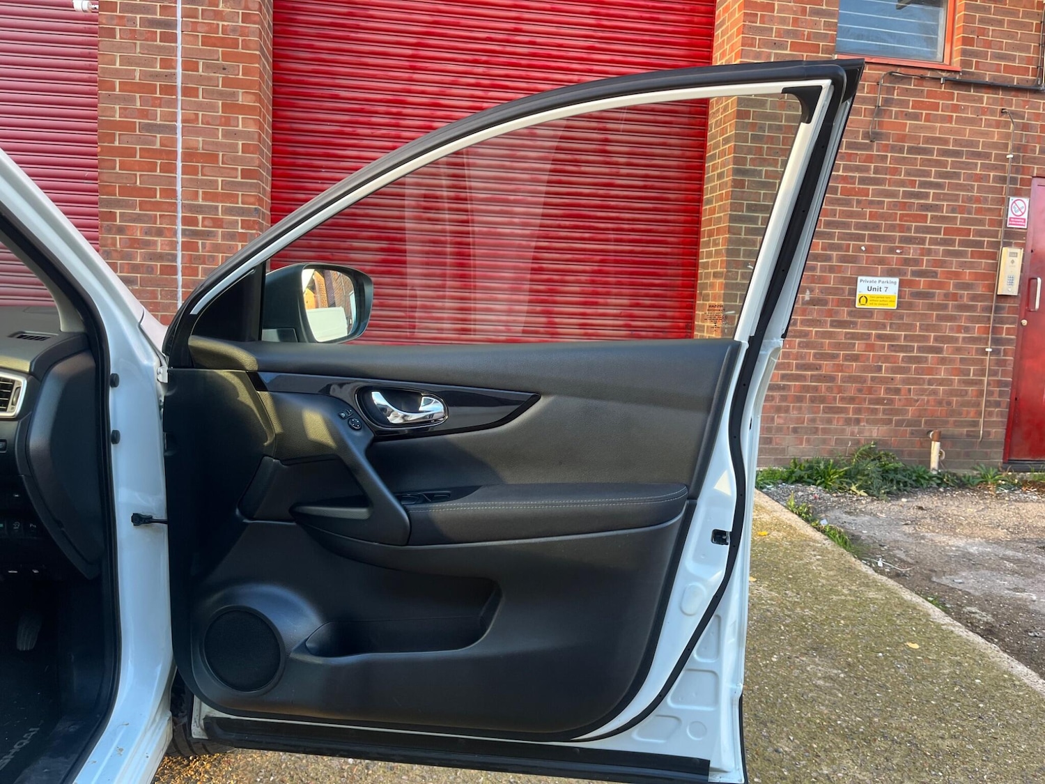 Used Nissan Qashqai 2015 for sale - 76528111: Photo 54