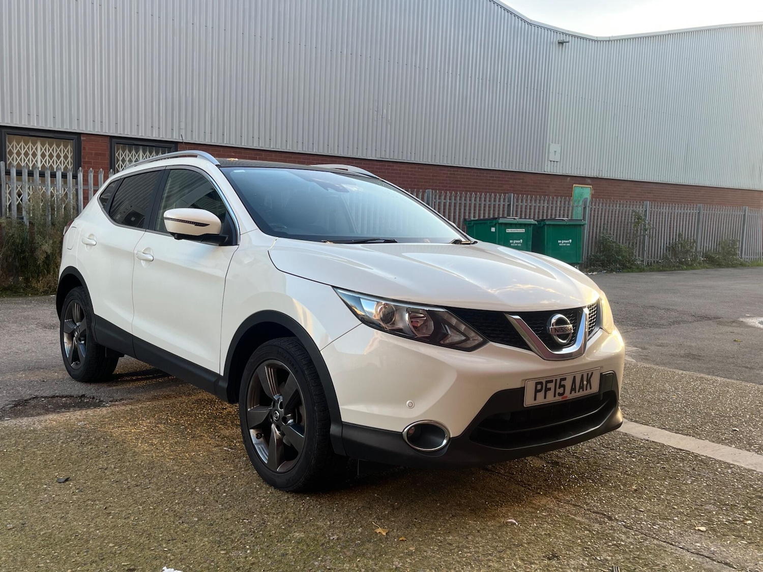 Used Nissan Qashqai 2015 for sale - 76528111: Photo 6