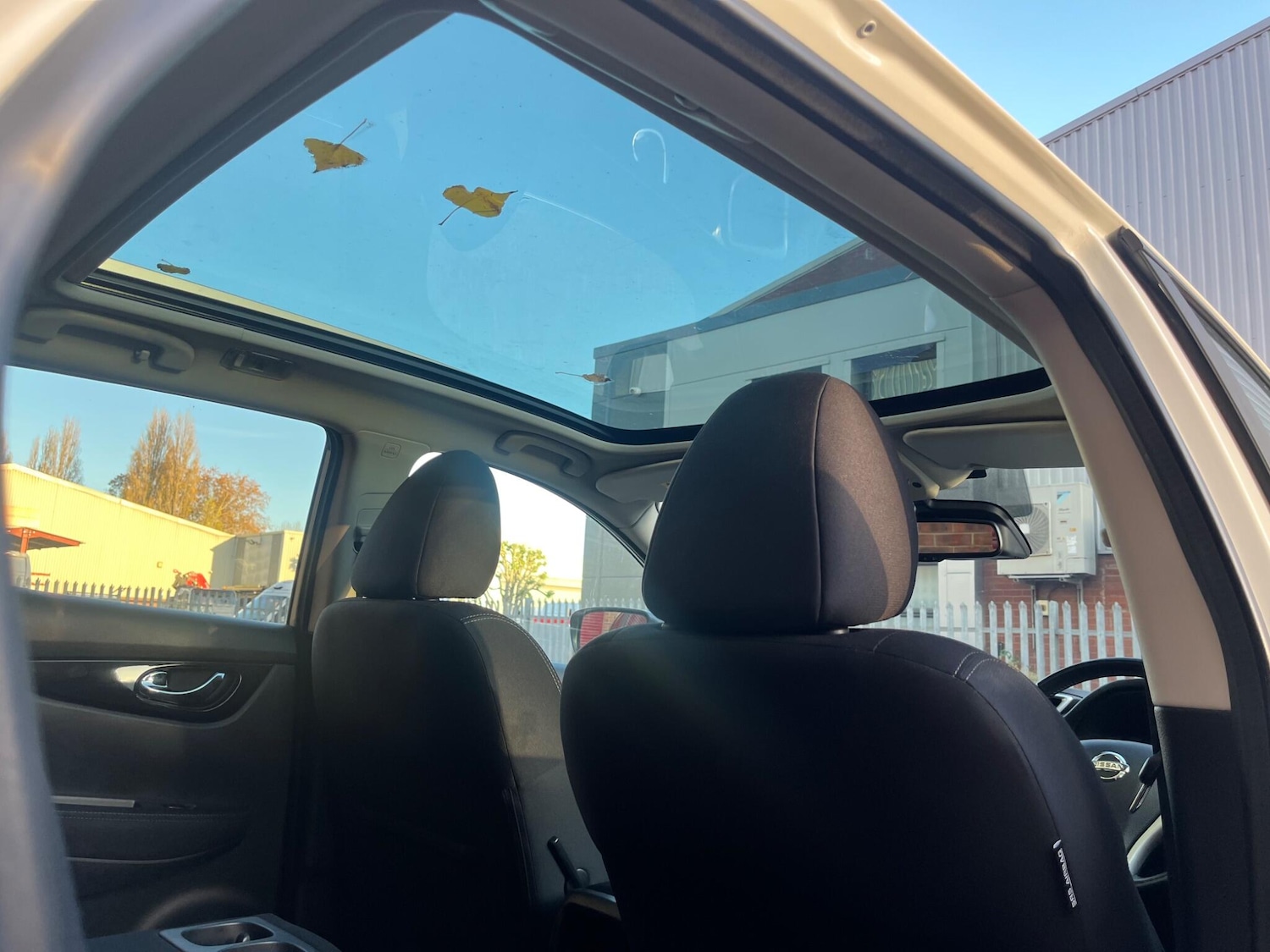 Used Nissan Qashqai 2015 for sale - 76528111: Photo 87