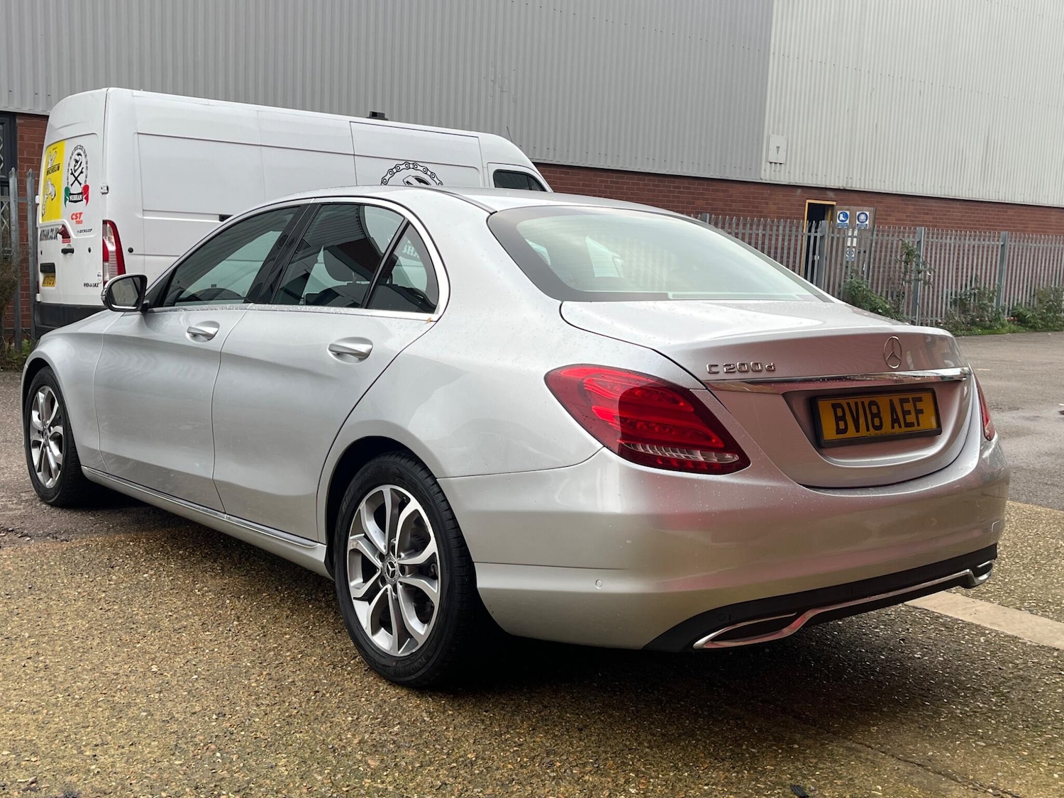 Used Mercedes-Benz C Class 2018 for sale - 76592333: Photo 14