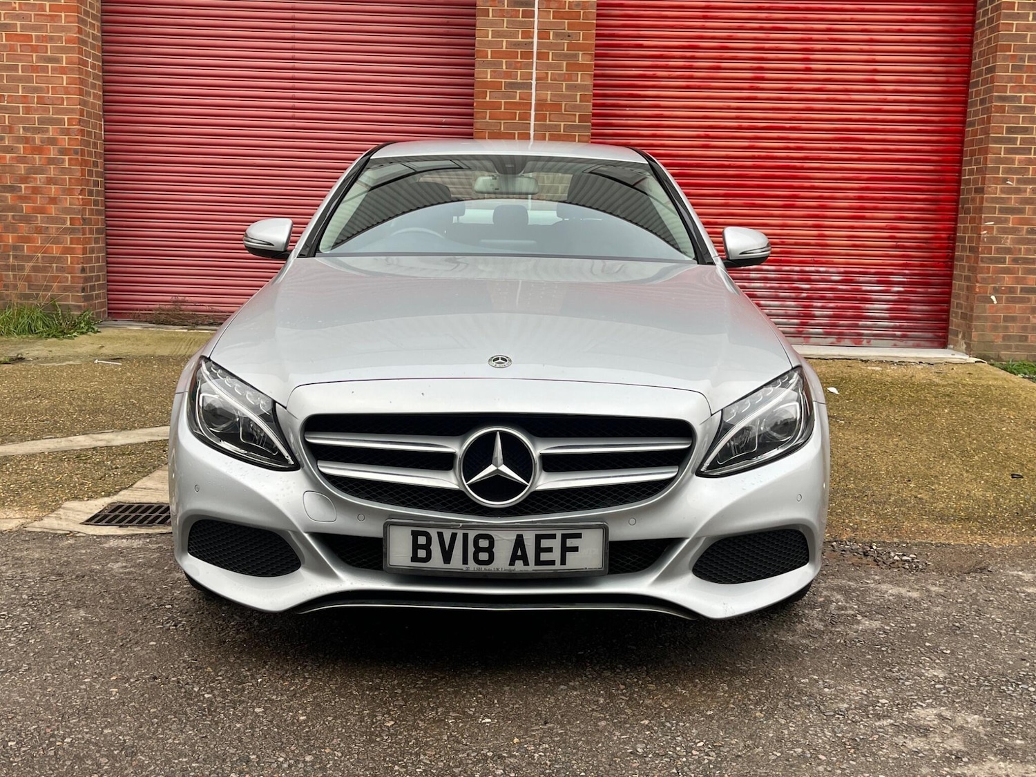 Used Mercedes-Benz C Class 2018 for sale - 76592333: Photo 2
