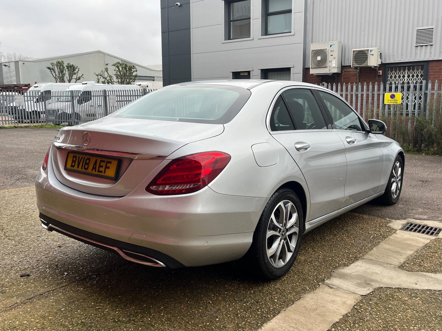 Used Mercedes-Benz C Class 2018 for sale - 76592333: Photo 24