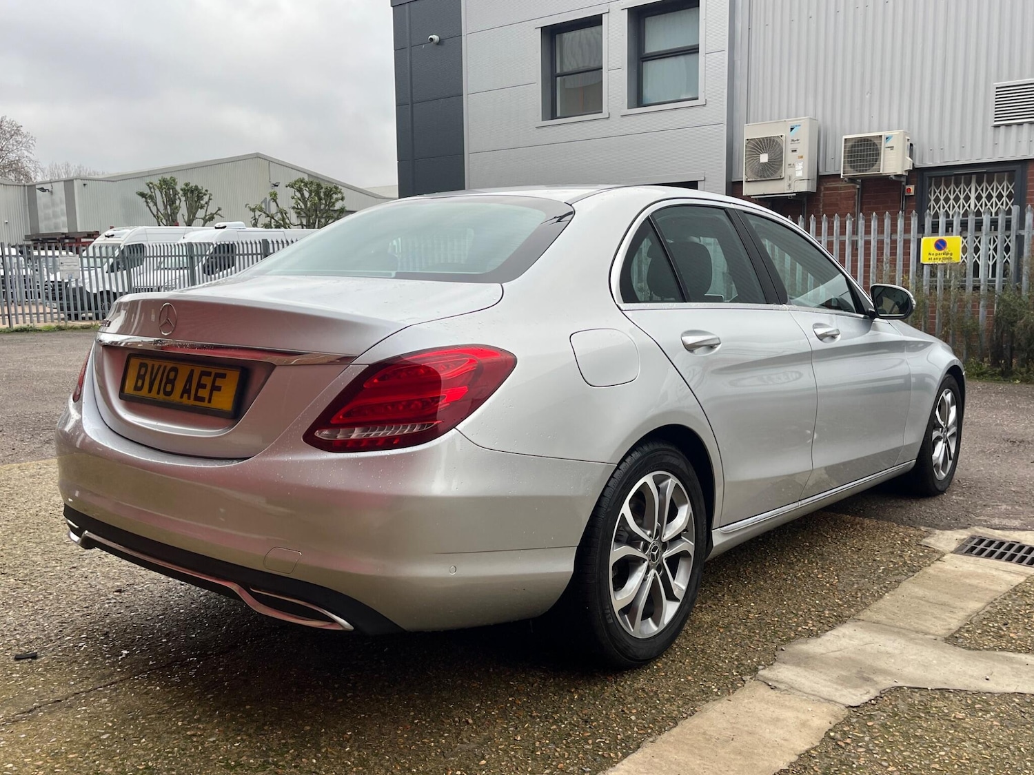 Used Mercedes-Benz C Class 2018 for sale - 76592333: Photo 26