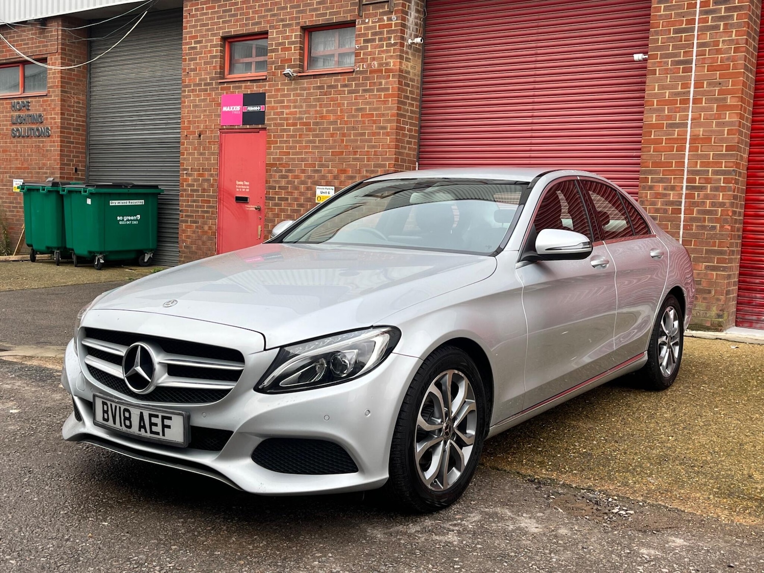 Used Mercedes-Benz C Class 2018 for sale - 76592333: Photo 3