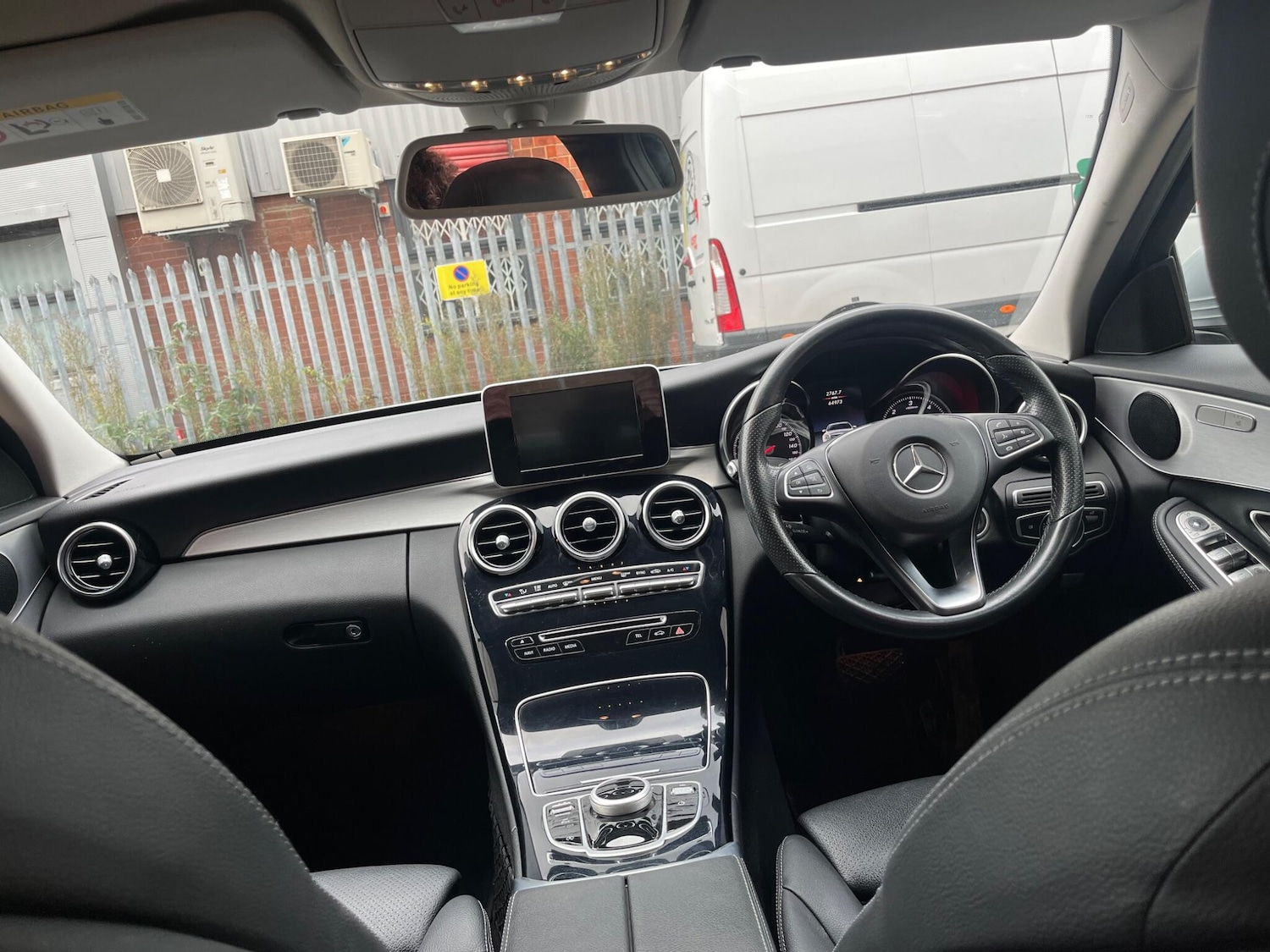 Used Mercedes-Benz C Class 2018 for sale - 76592333: Photo 31