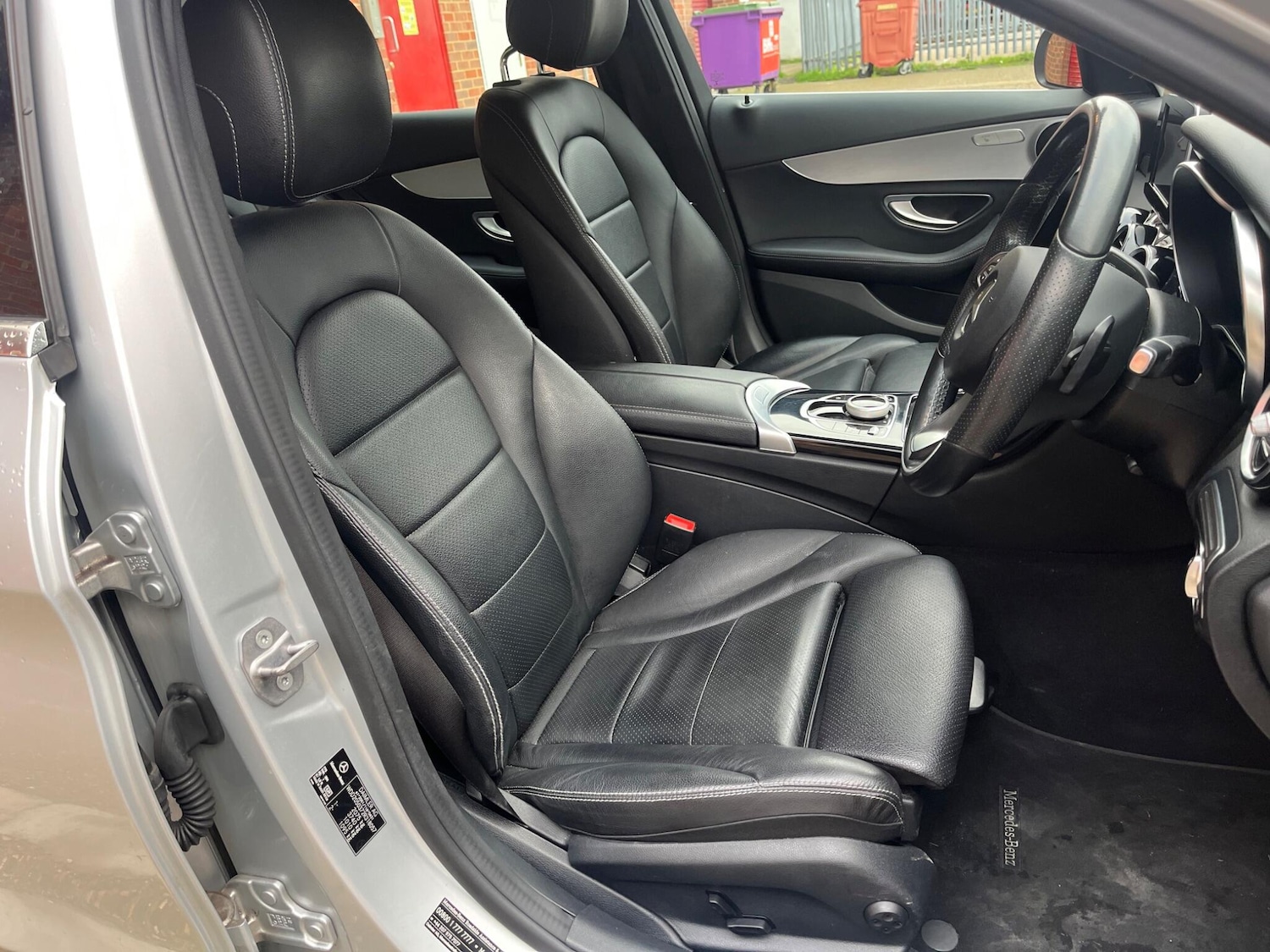 Used Mercedes-Benz C Class 2018 for sale - 76592333: Photo 34