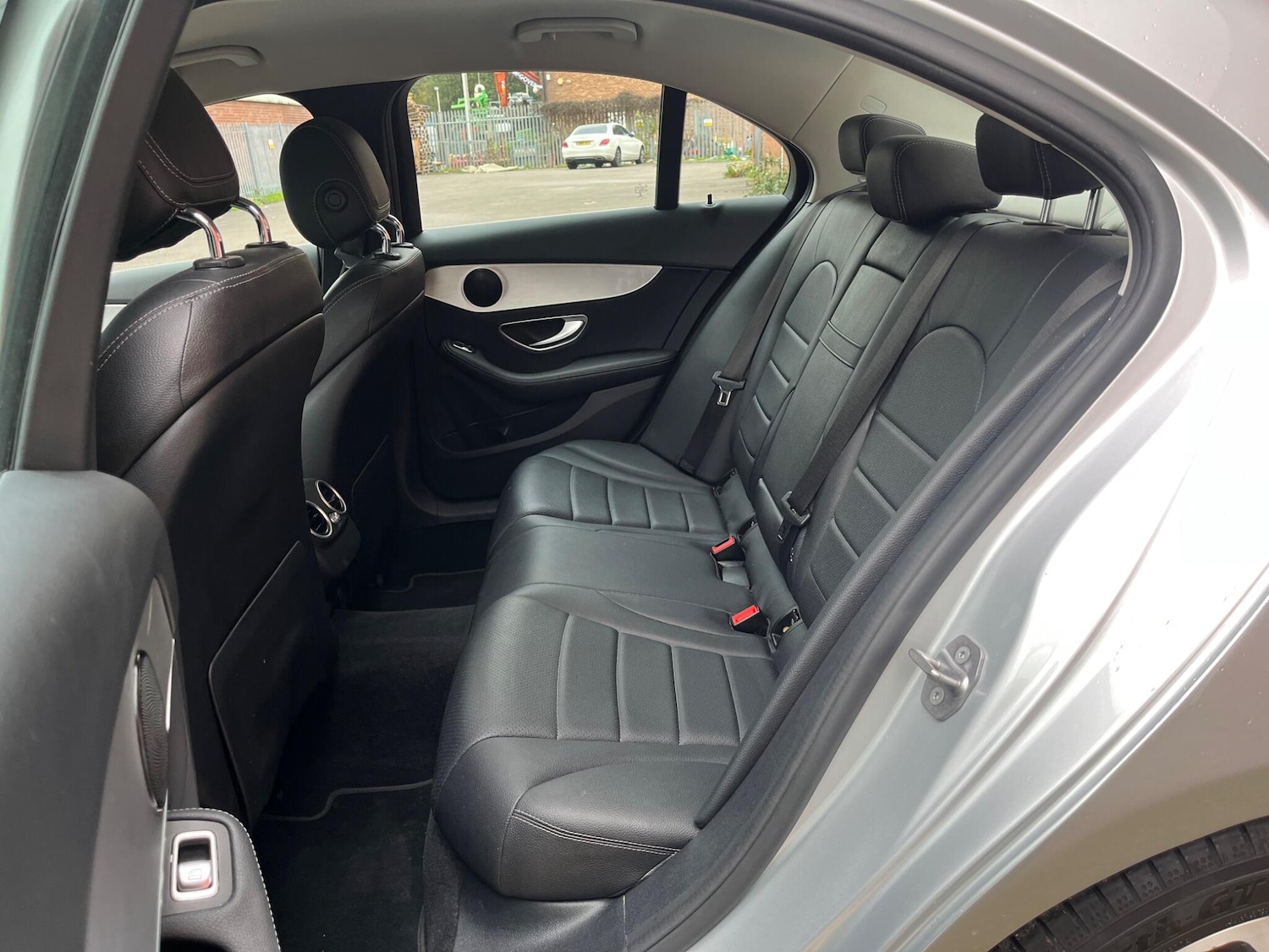 Used Mercedes-Benz C Class 2018 for sale - 76592333: Photo 41