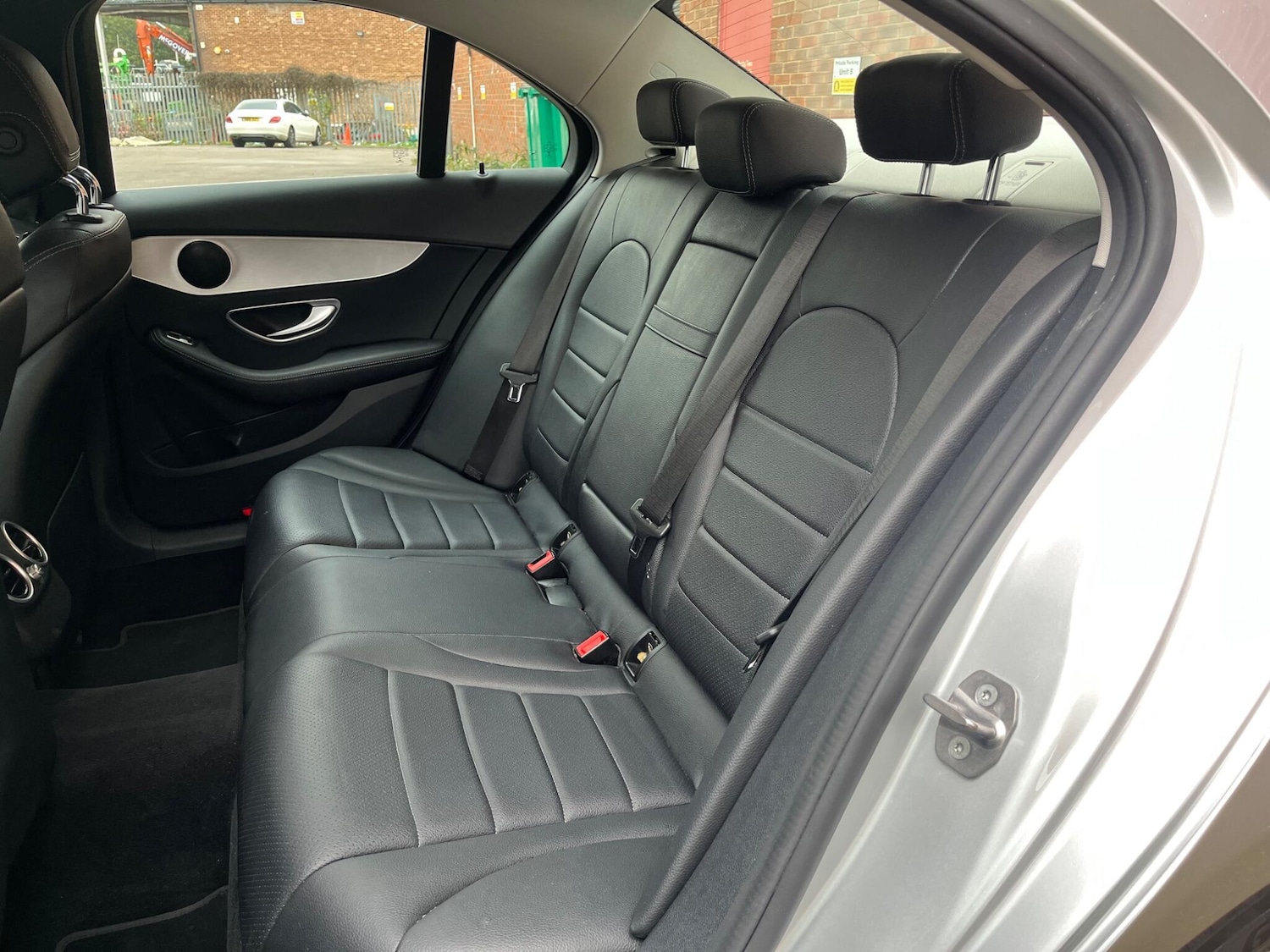 Used Mercedes-Benz C Class 2018 for sale - 76592333: Photo 42