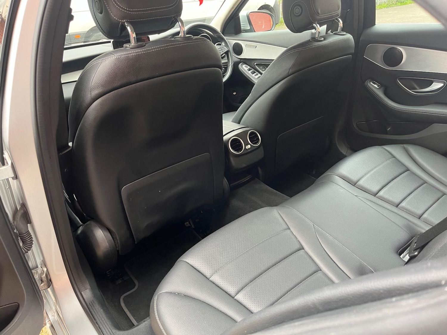 Used Mercedes-Benz C Class 2018 for sale - 76592333: Photo 44