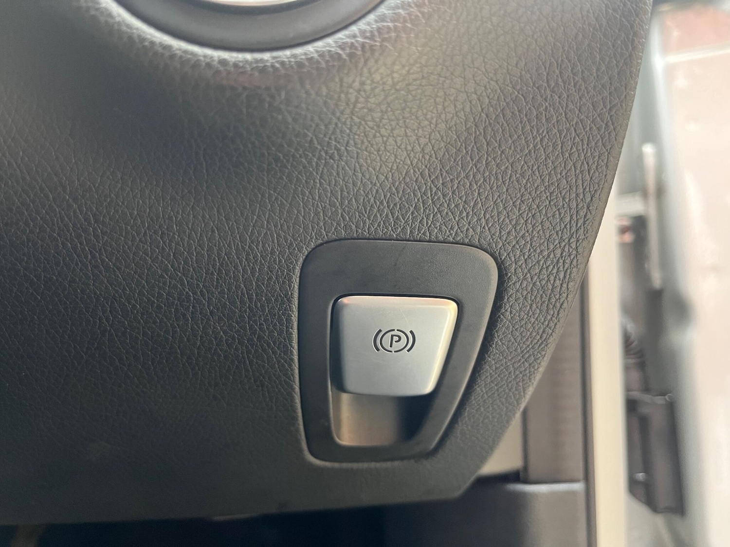 Used Mercedes-Benz C Class 2018 for sale - 76592333: Photo 47