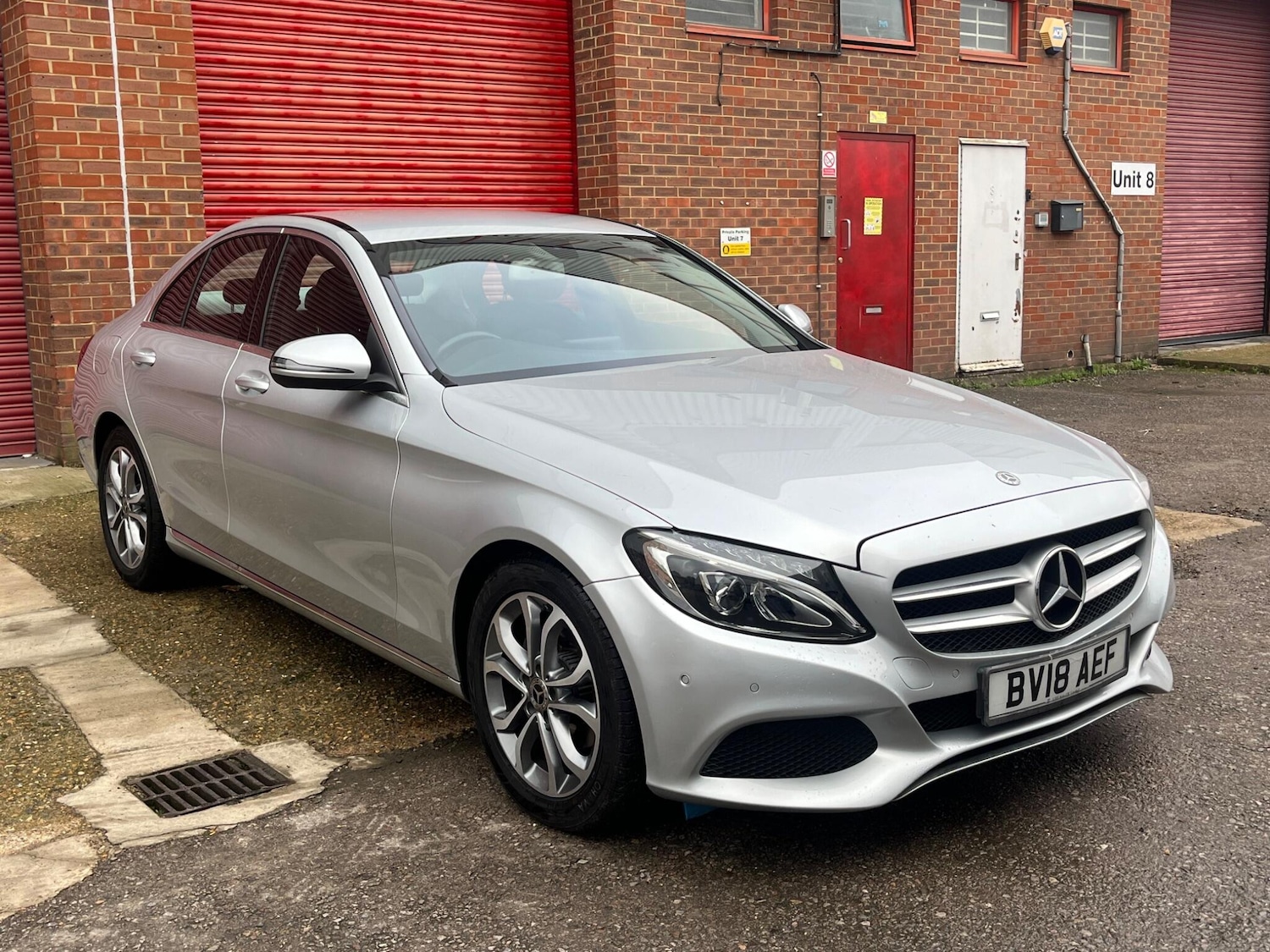 Used Mercedes-Benz C Class 2018 for sale - 76592333: Photo 5