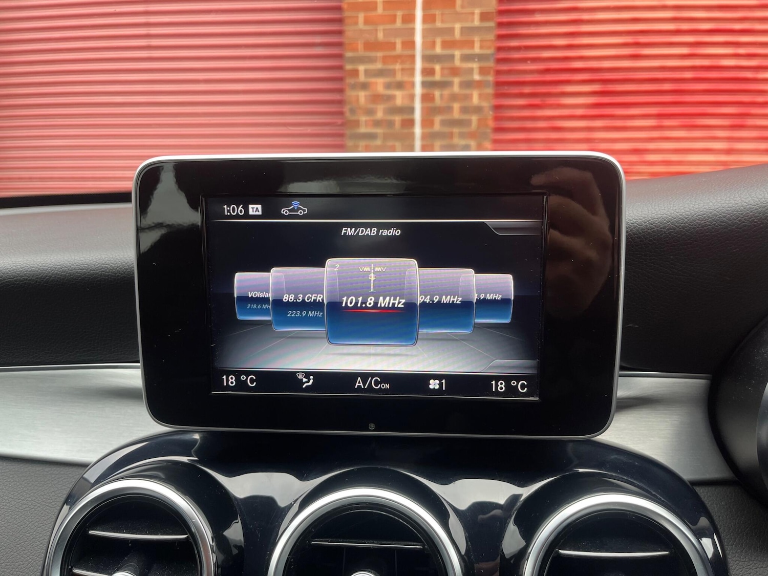 Used Mercedes-Benz C Class 2018 for sale - 76592333: Photo 65