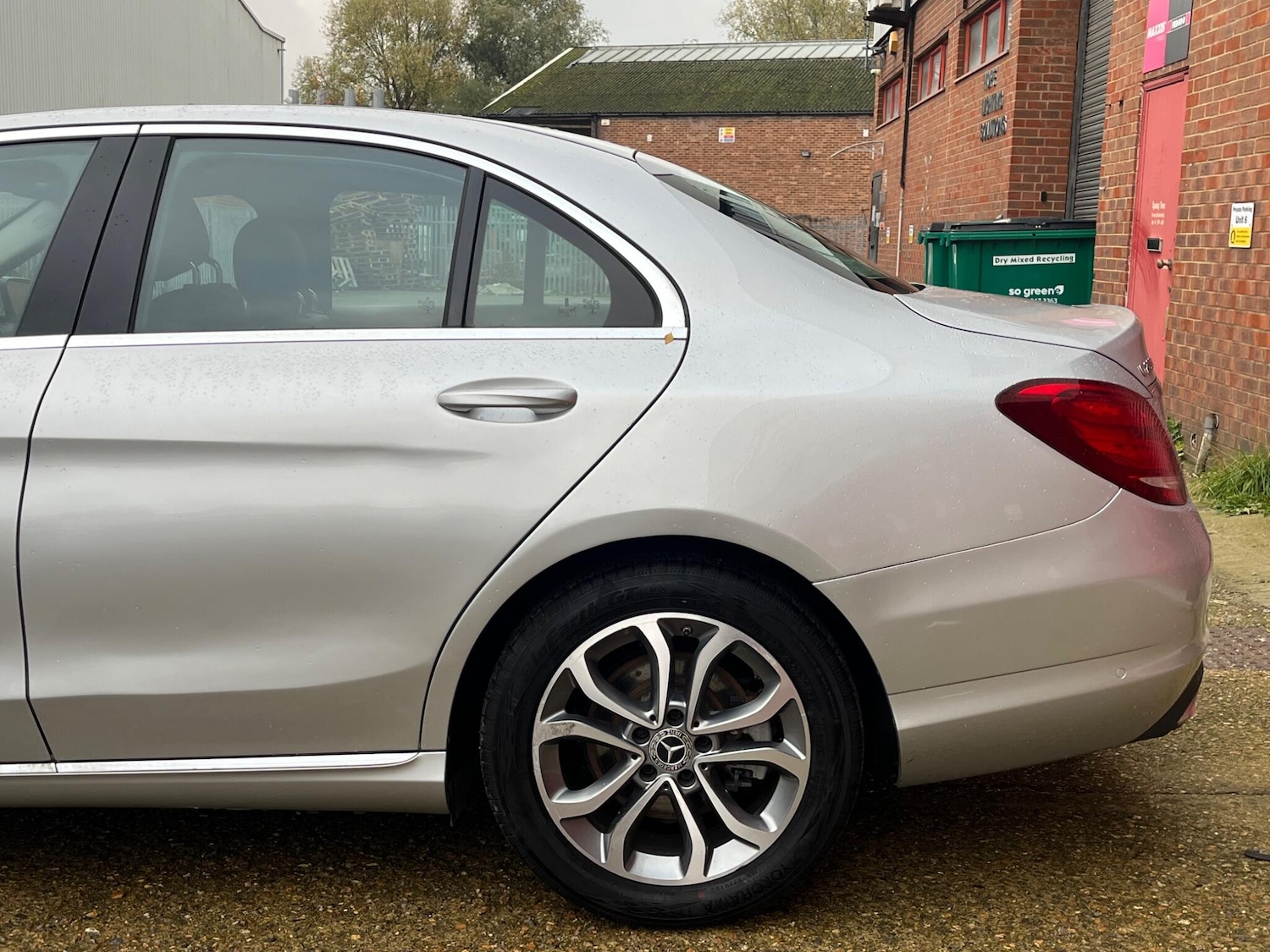 Used Mercedes-Benz C Class 2018 for sale - 76592333: Photo 88