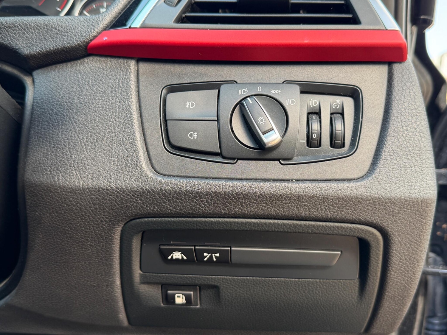 Used BMW 3 Series for sale - 77957815: Photo 31