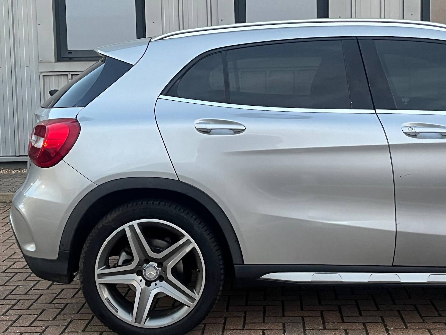 Used Mercedes-Benz GLA 2016 for sale - 76377820: Photo 11