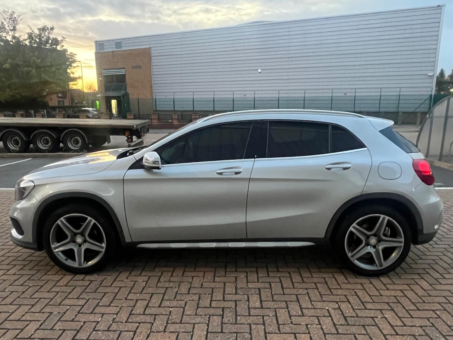 Used Mercedes-Benz GLA 2016 for sale - 76377820: Photo 18